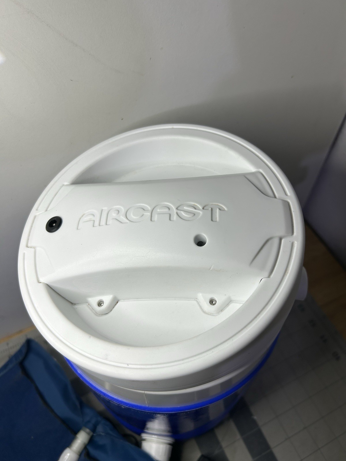 Aircast Cryo Cuff IC Cooler with Knee Cuff and Hose Ready To Use