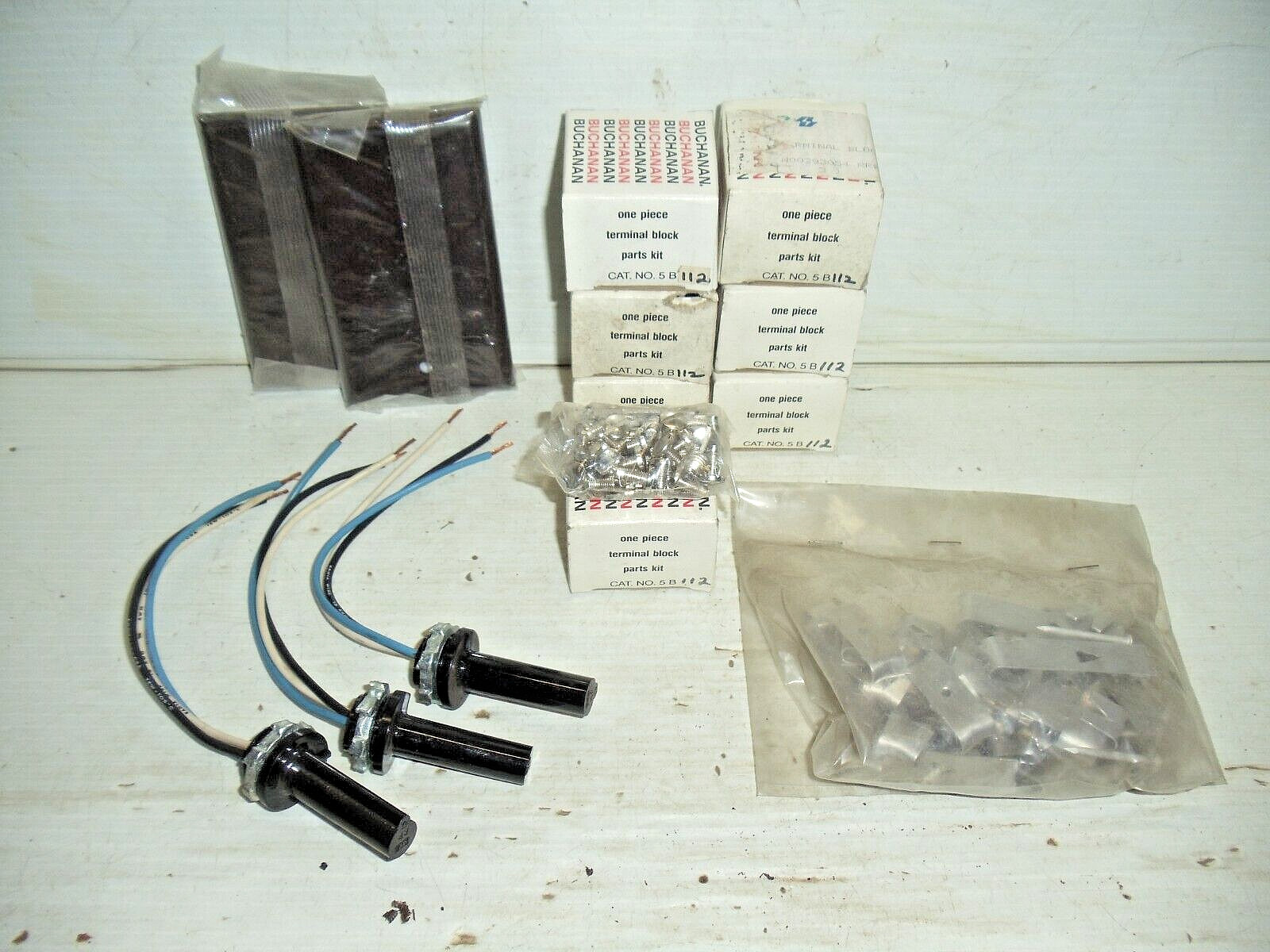 LOT MISC. ELECTRIC ELECTRICAL WIRING PARTS TERMINAL GTE SENSOR BLOCK SCREWS new