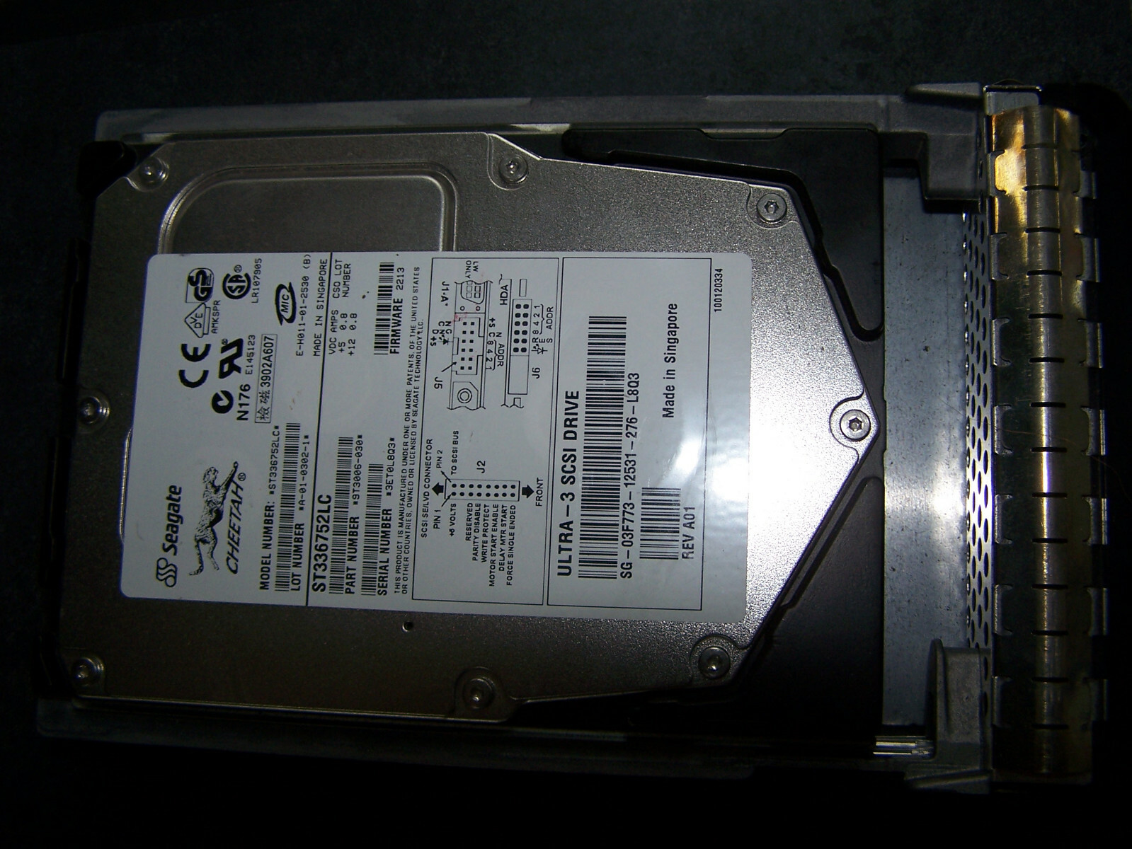Seagate Cheetah hard drive ST336752LC 36GB Pin 15000 SCSI HDD 1E208 tray caddy