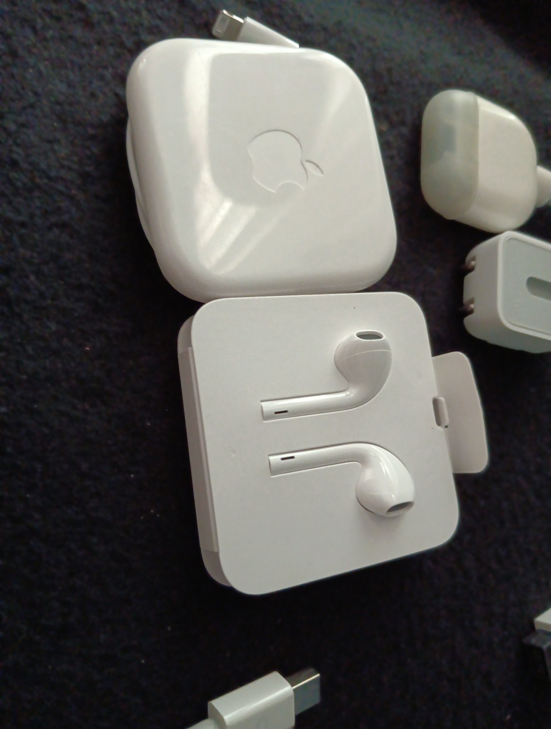 Various Apple Accessories Lot Of 8