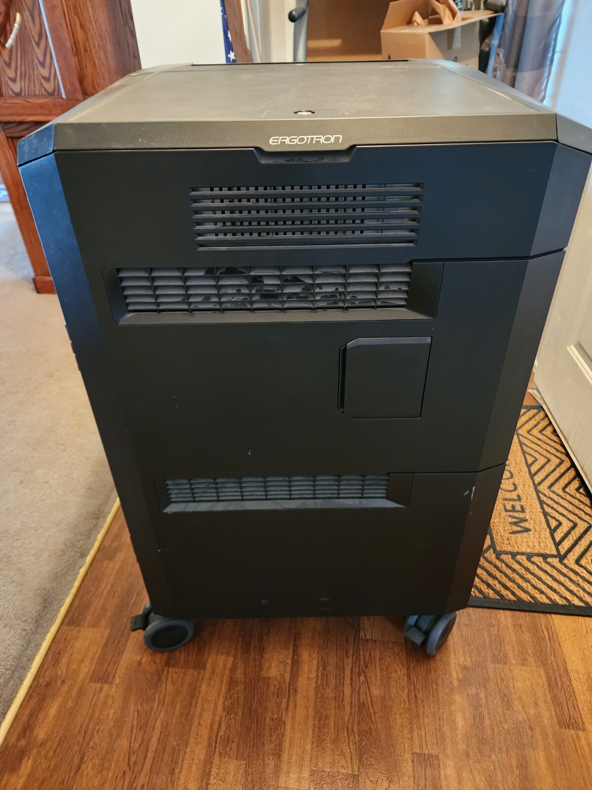 Ergotron Power Shuttle 20 Laptop Bays-Updates-Software Installs-Charging