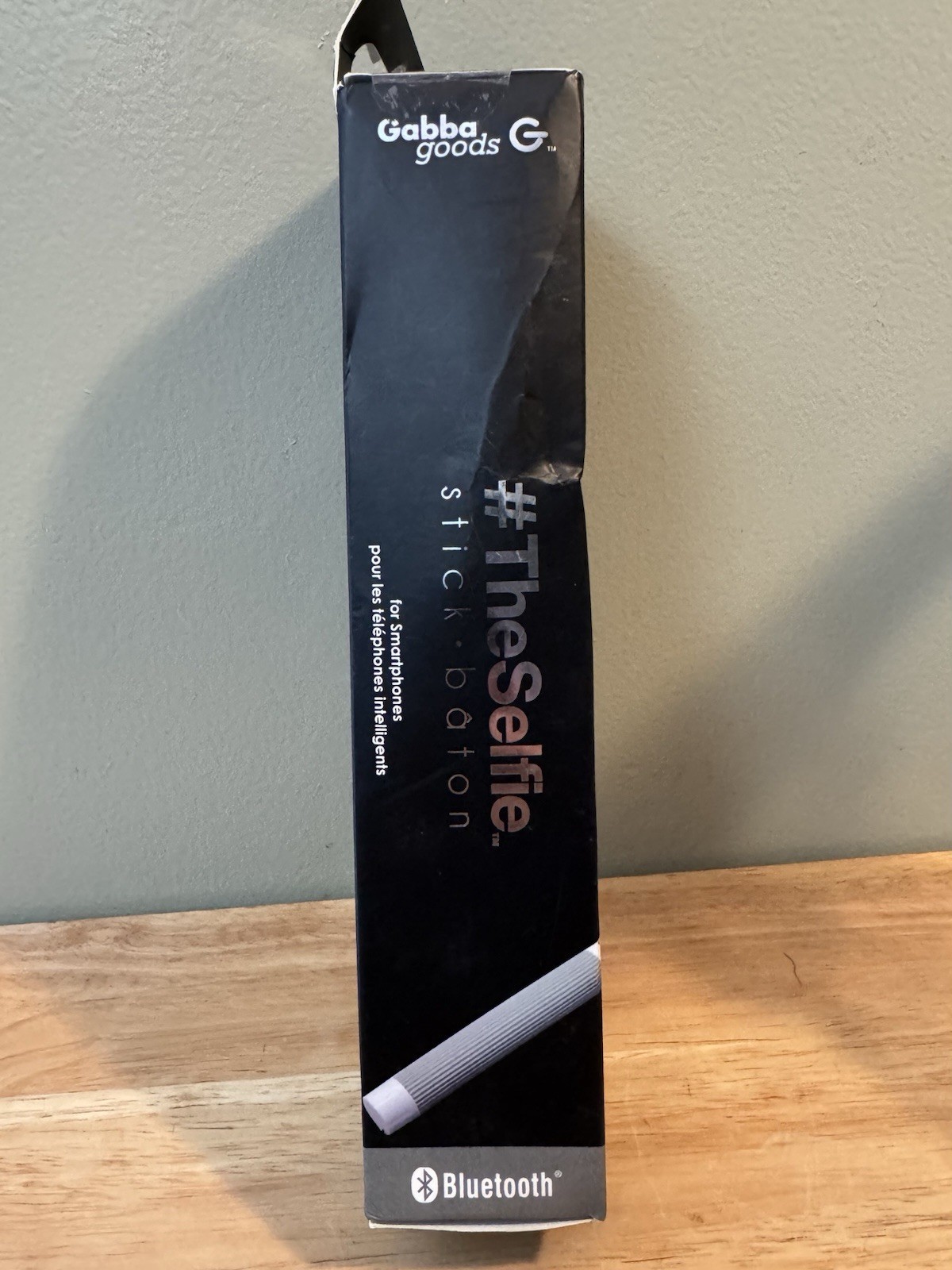 The Selfie Stick For Smartphones By Gabba Goods Black Handle