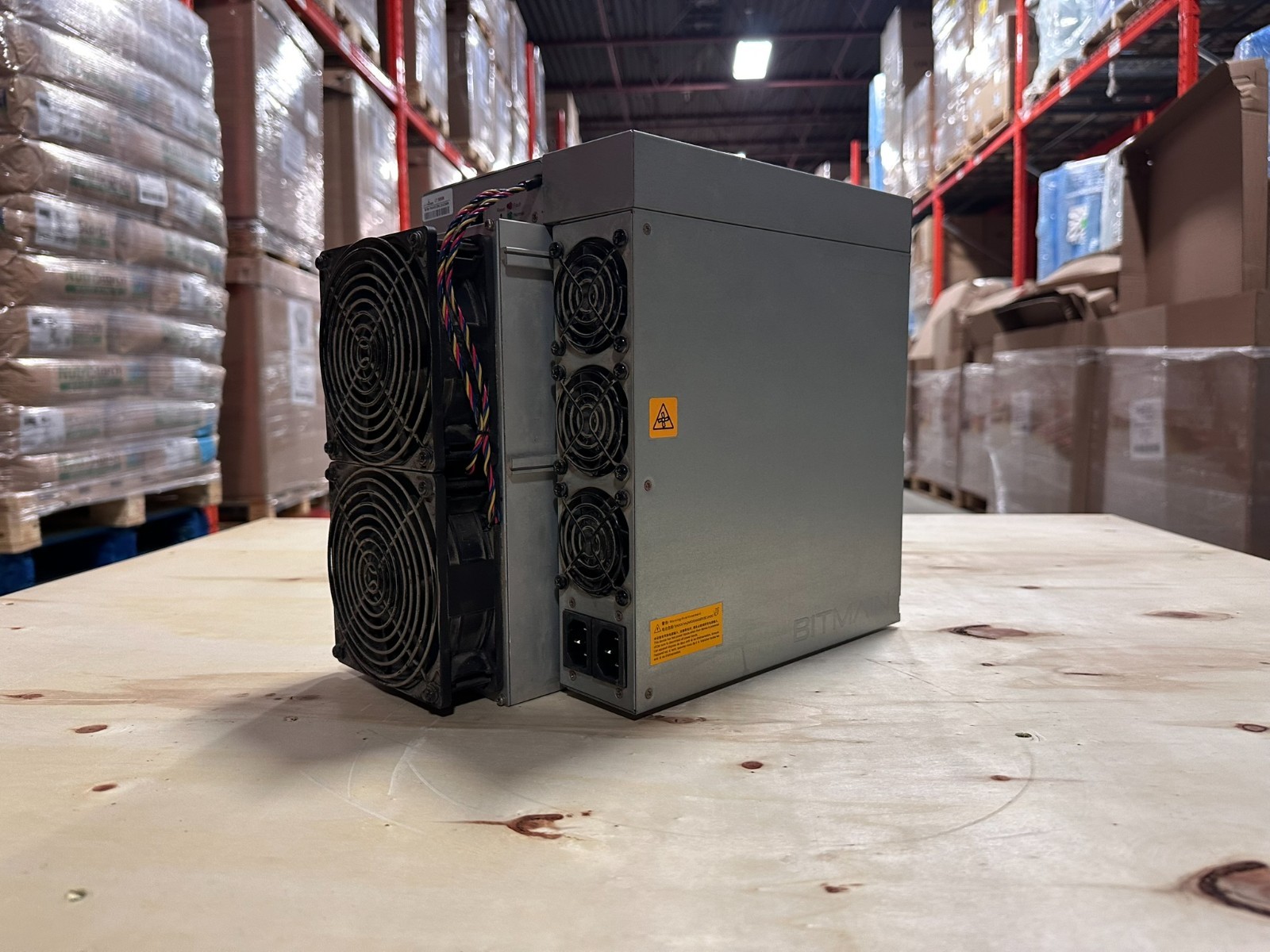 Bitmain Antminer L7 9050 – LTC/Doge Scrypt Miner – Used