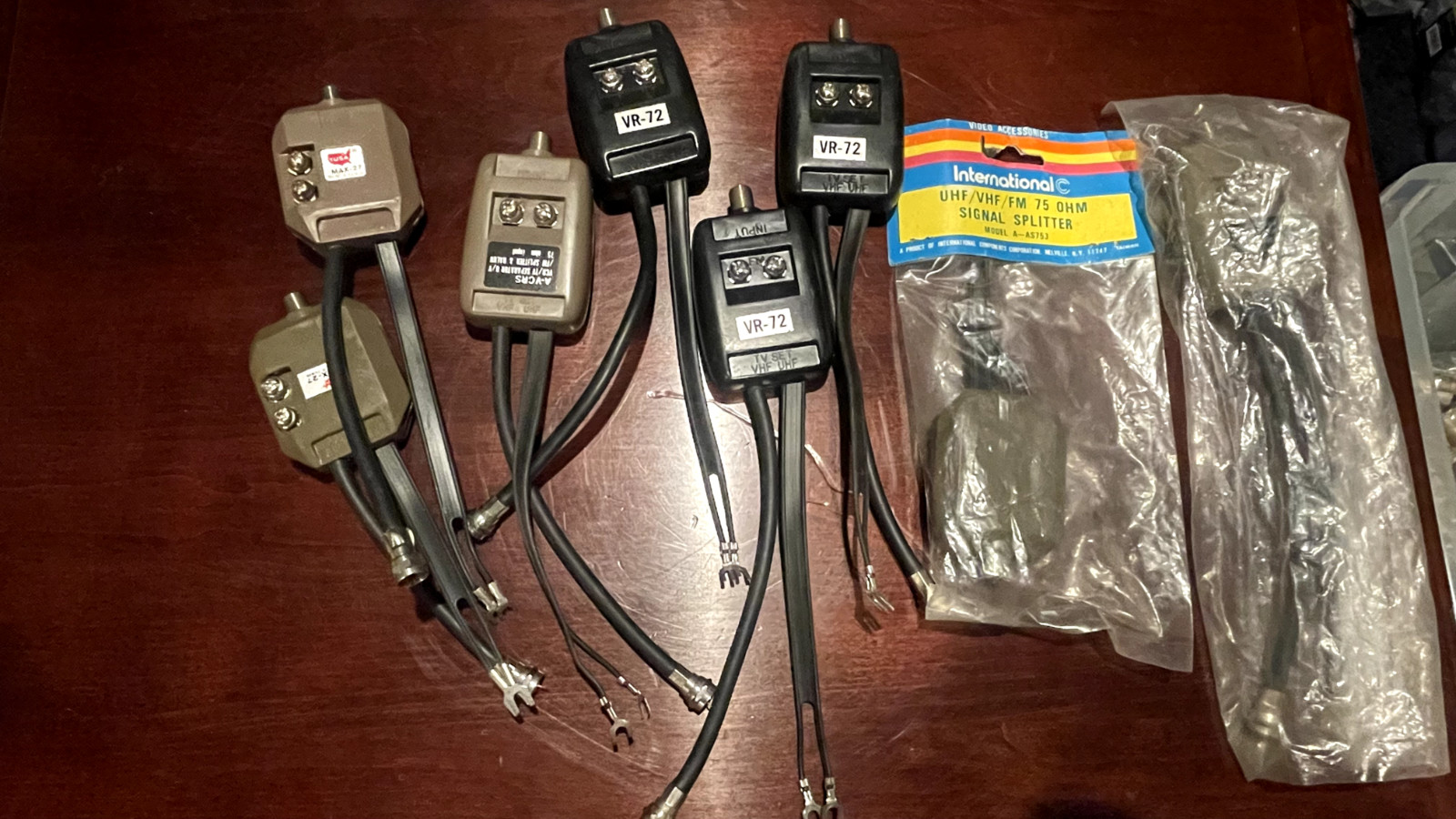 Video, TV, Satellite, Coax – Splitters – Adapters – 75/300 Parts Mega Bundle