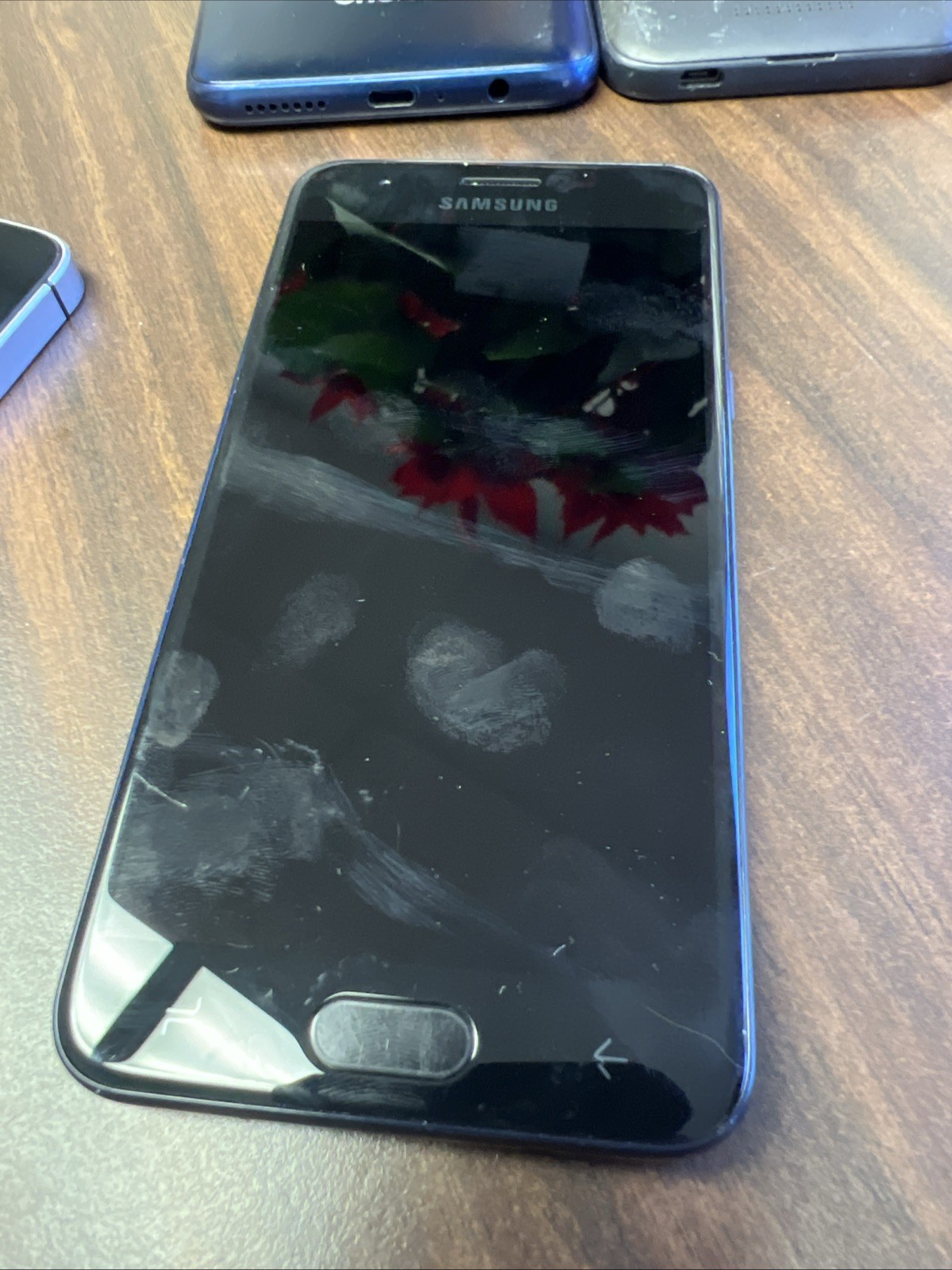 Untested Smart Phones, Apple IPod, LG, Samsung,