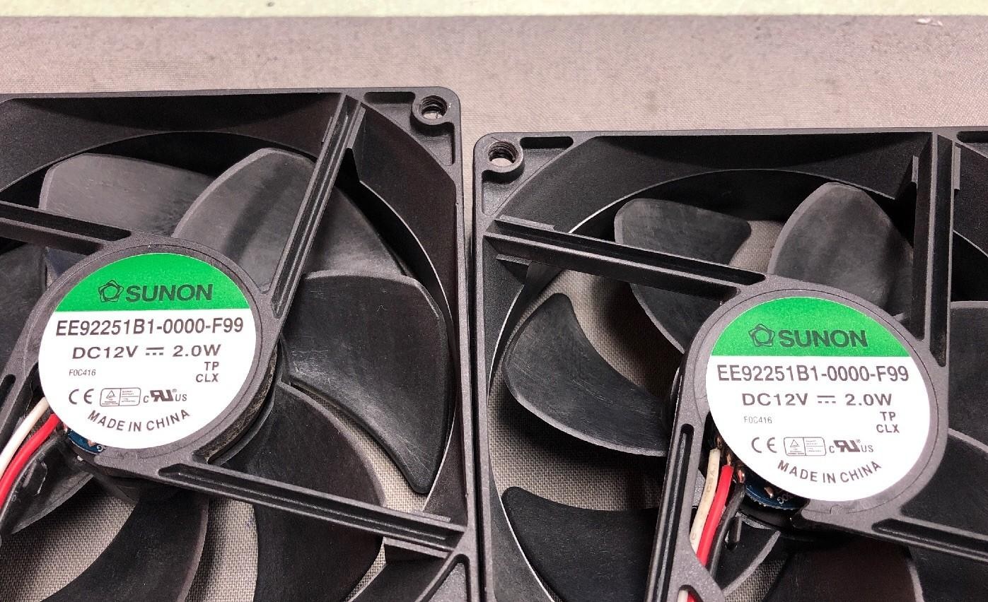 LOT OF 2 SUNON EE92251B1-0000-F99 DC12V 3-wire cooling fan