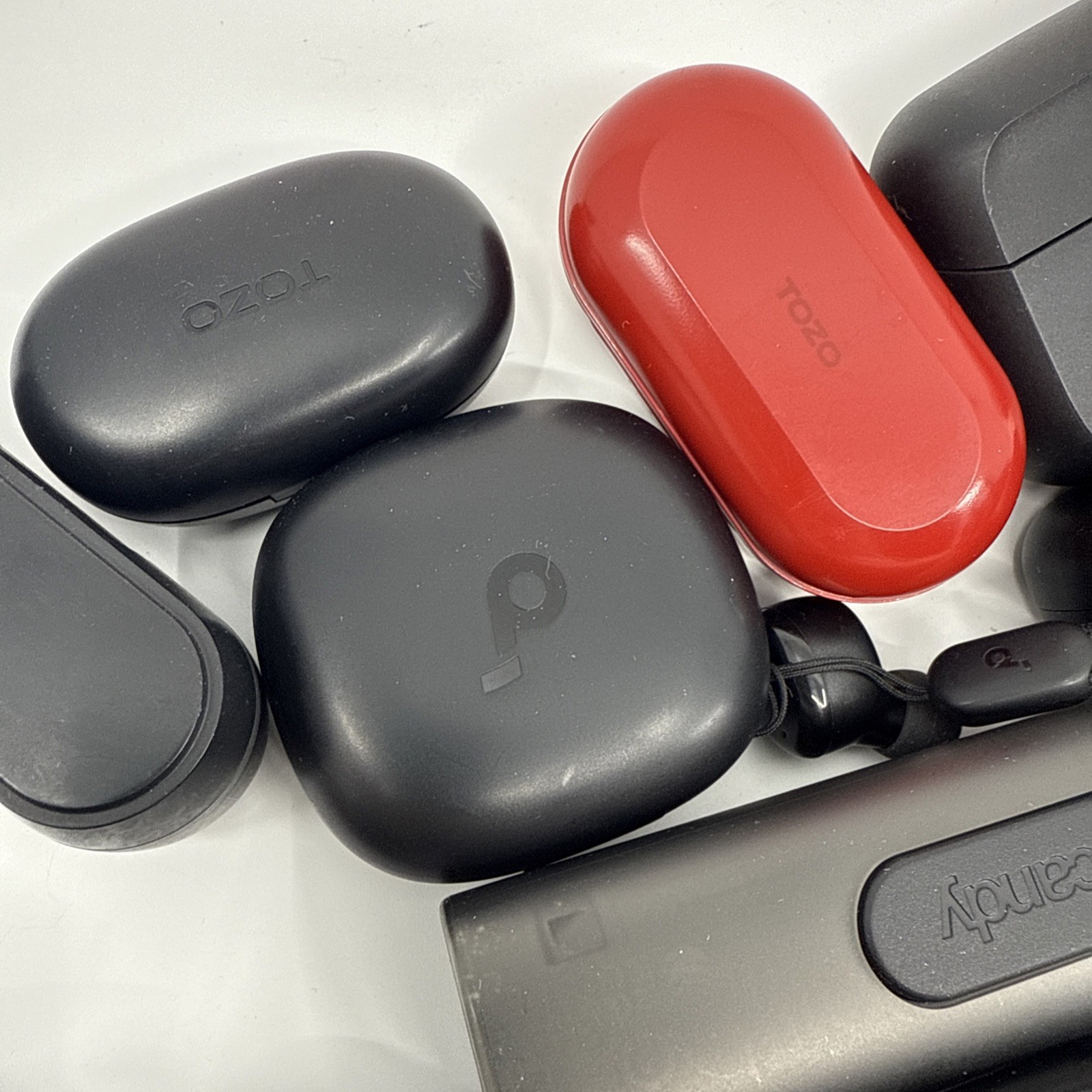 Large Electronics Miscellaneous Lot | – Earbuds Partials Soundcore jlab Tozo Etc