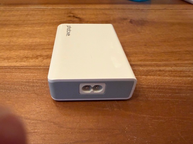Photive USB six port charger, works great, seldom used, white with cord