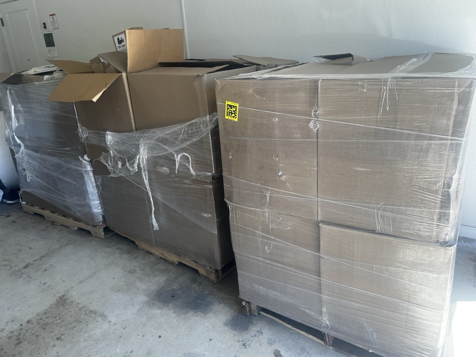 TARGET TECH Mystery Box 5–20 Items NEW / Open General Merchandise Electronic