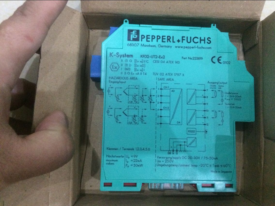 1PC NEW IN BOX Pepperl + Fuchs KFD2-UT2-EX2 ALL NEW 223819 Temperature barrier