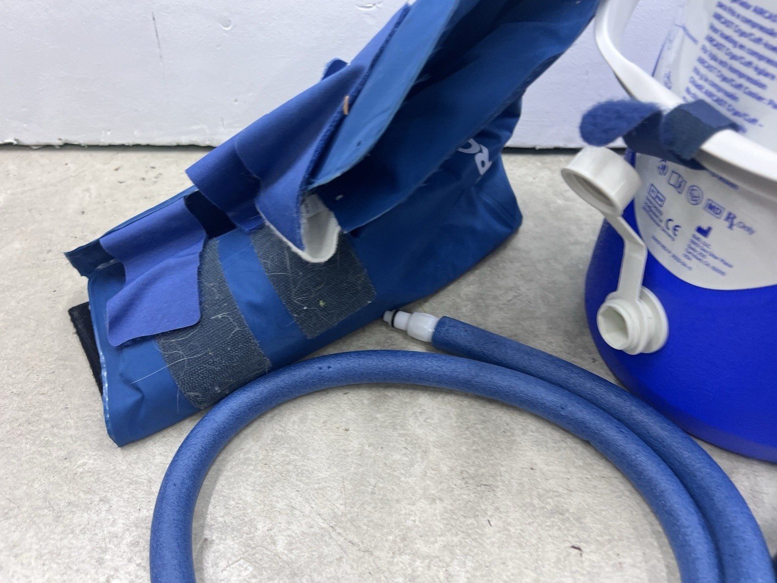 Cryo/Cuff Cryocuff Cooler Therapy Motorized IC Compression Foot