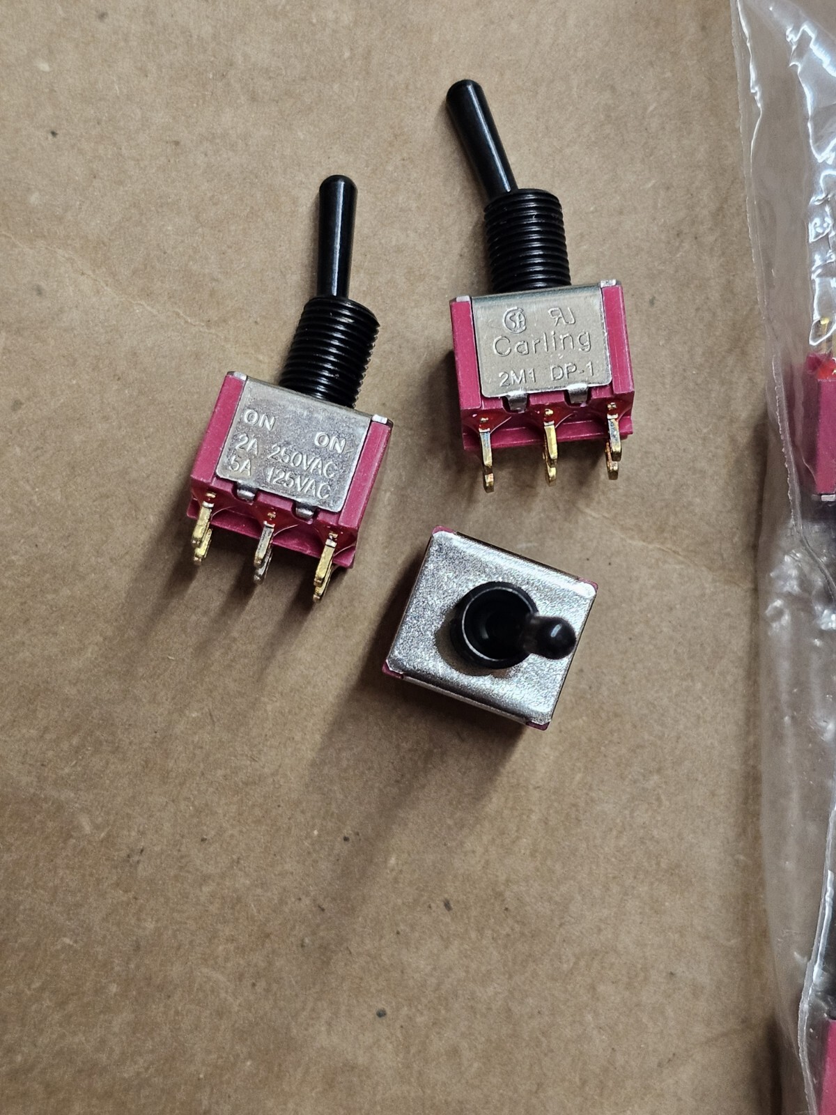 *1 Bag of 25* Toggle Switch 2A 250 VAC, 5A 125 VAC “ON ON” Carling 2M1 DP-1
