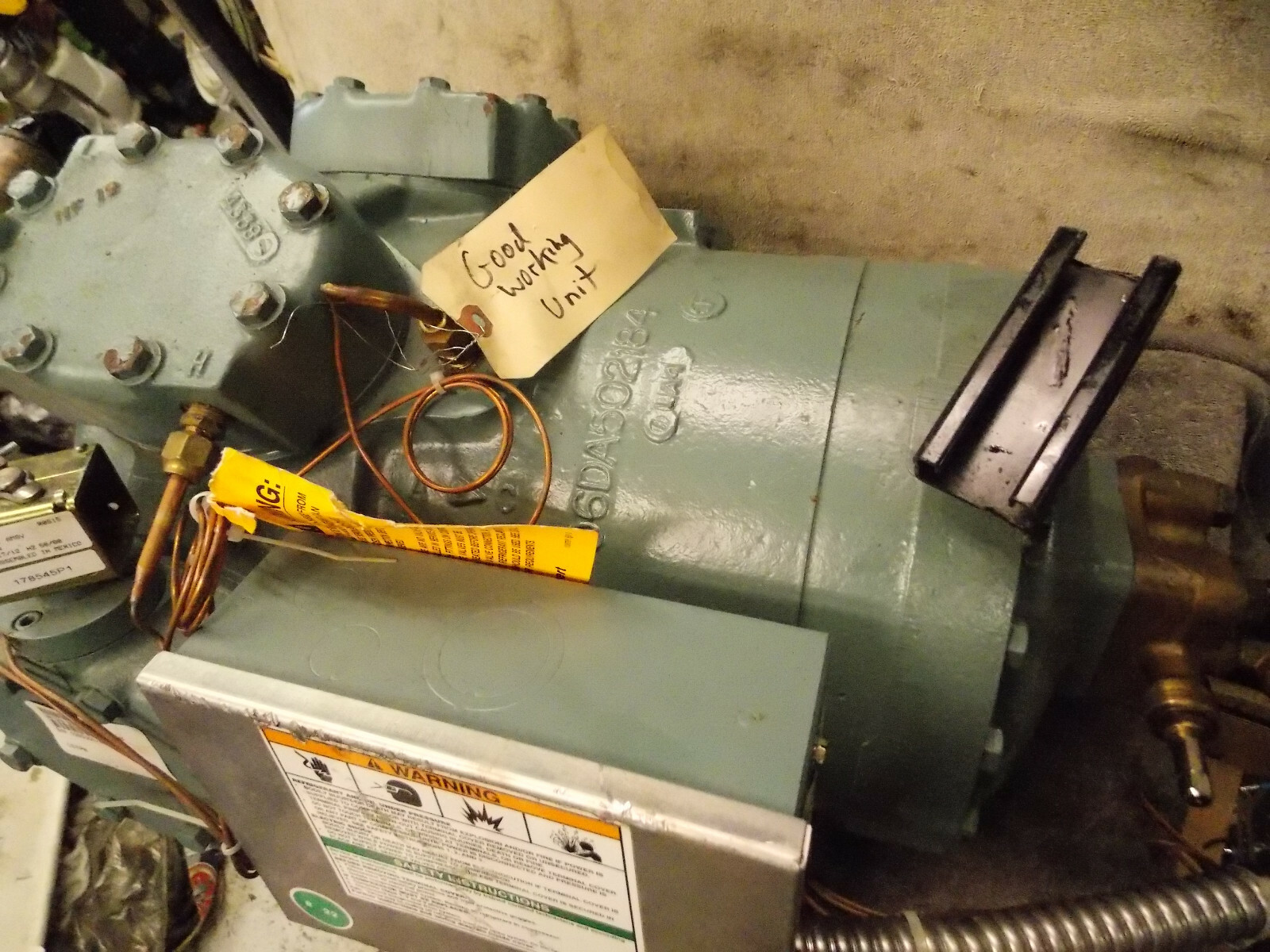 Carlyle compressor 06DF8252BA3600 Commercial Refigeration 15 Ton air condition