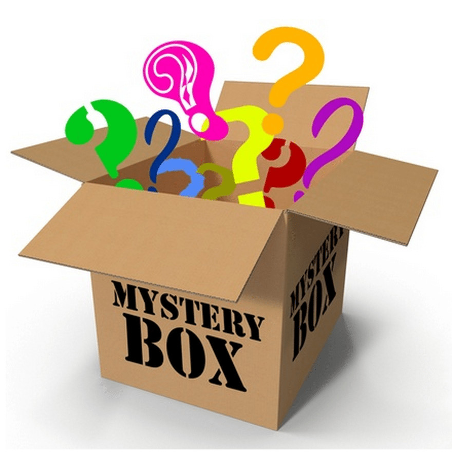 MEDIUM FLAT RATE MYSYERY BOX, CAT STUFF, RETAIL VALUE OF 120$ GARANTEED