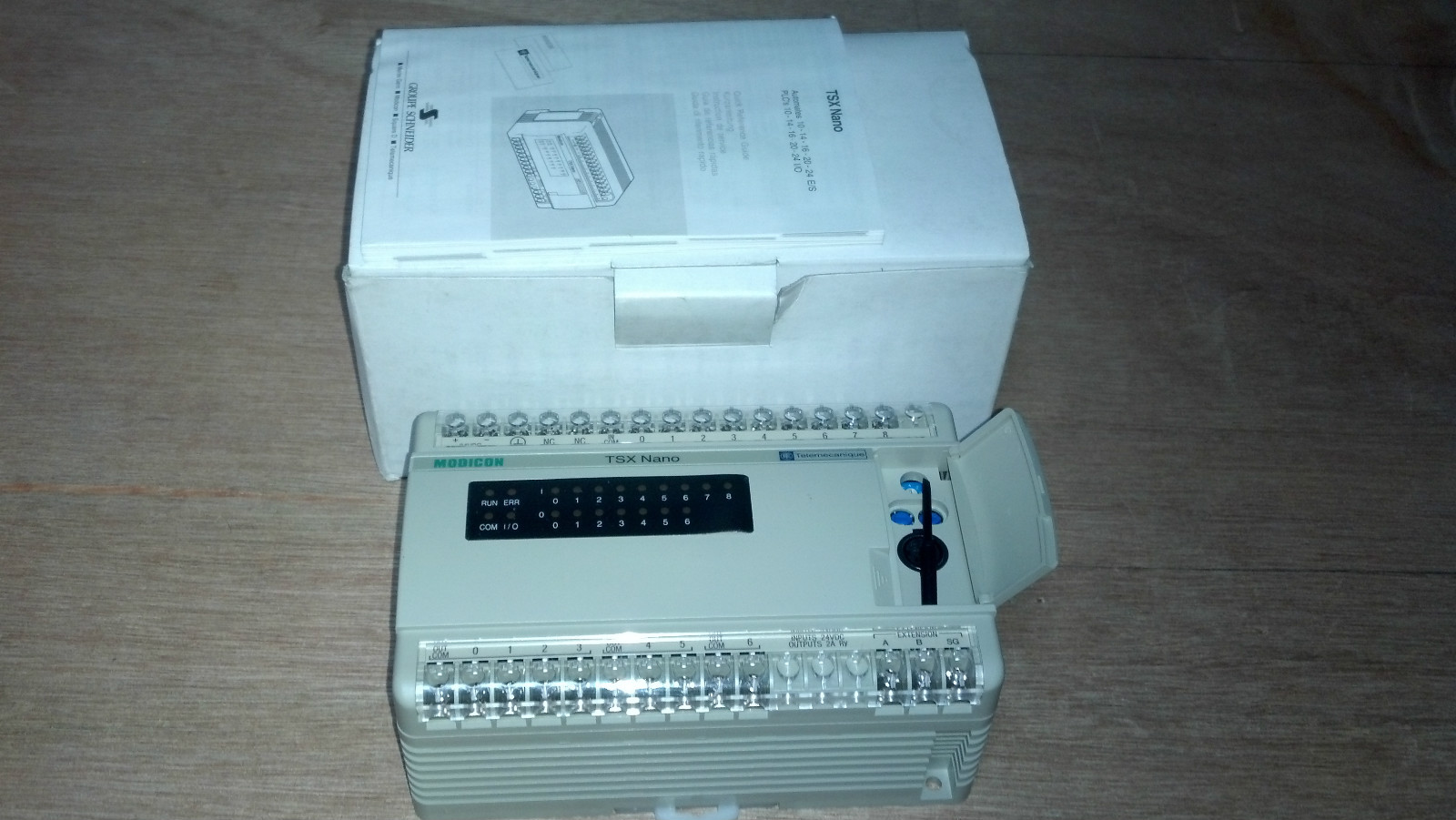 TSX07311622 Schneider Nano TSX-07-31-1648 / New in Original Packing Box