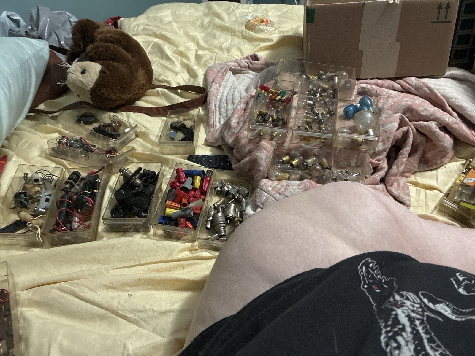 Bulk Electronics Parts Lot – RCA Jacks, Switches, Wiring, Etc– DIY Repair