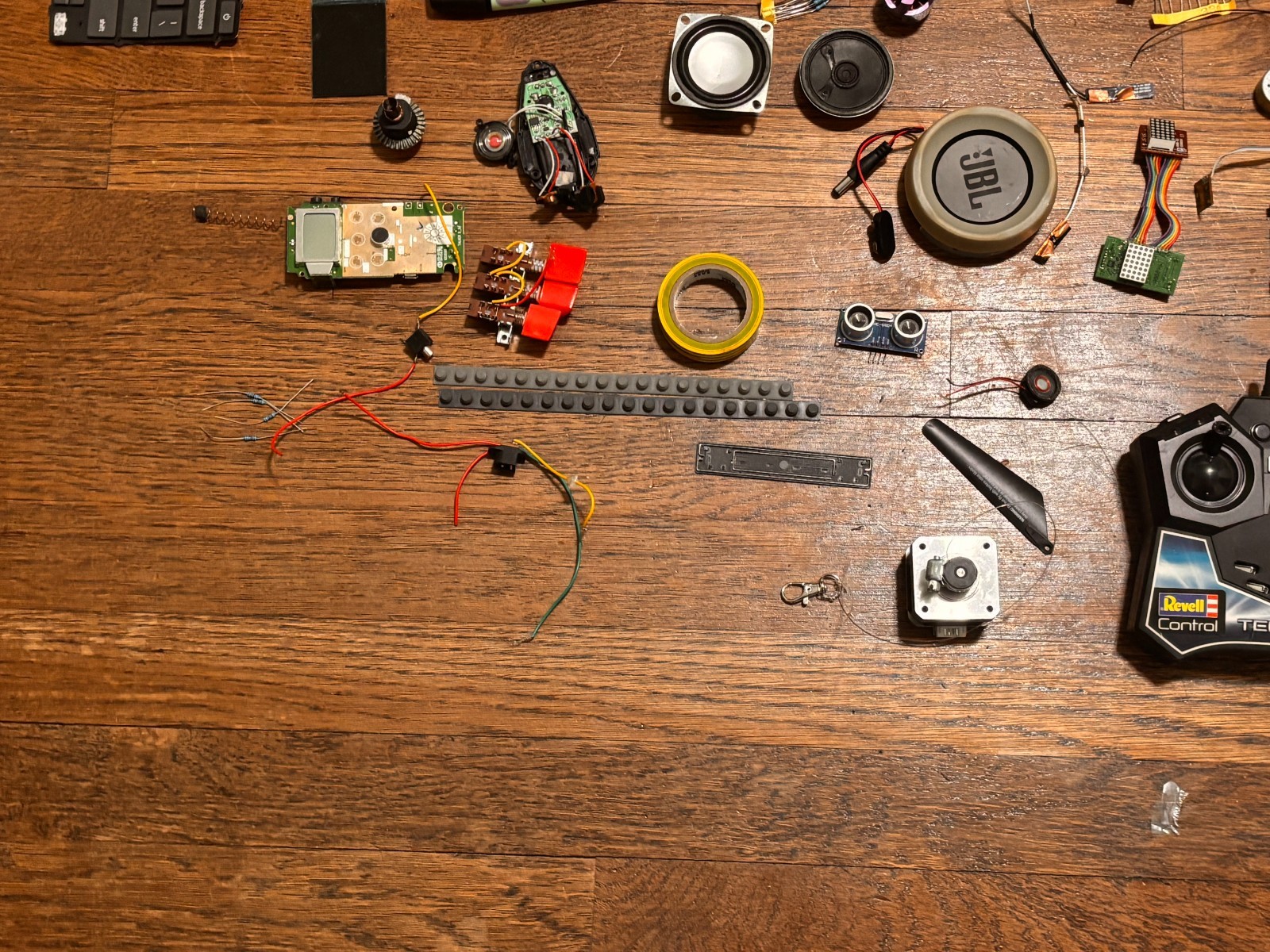 assorted Electronics for parts