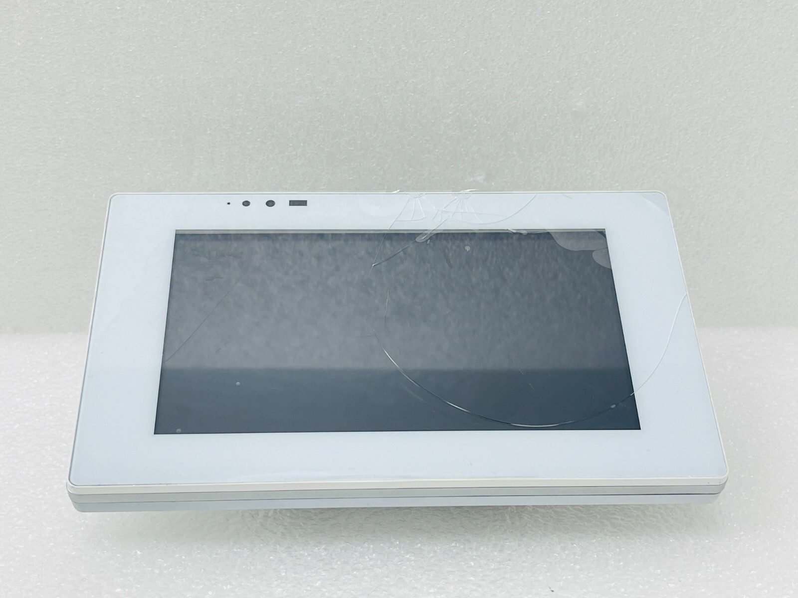 USED – Core Brands TP7 Touch Panel (Broken Display Glass) / Free Shipping