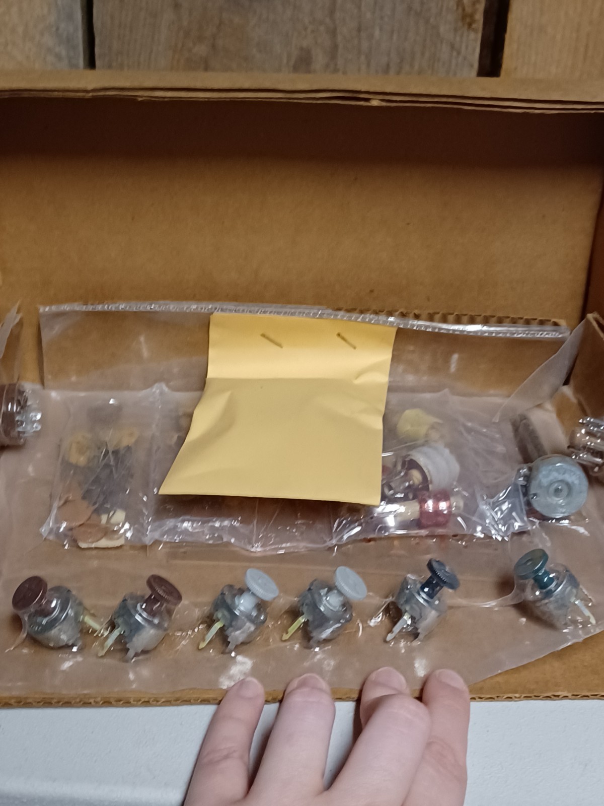 Vintage Sealed TV / Radio Electronics Set #3 NOS