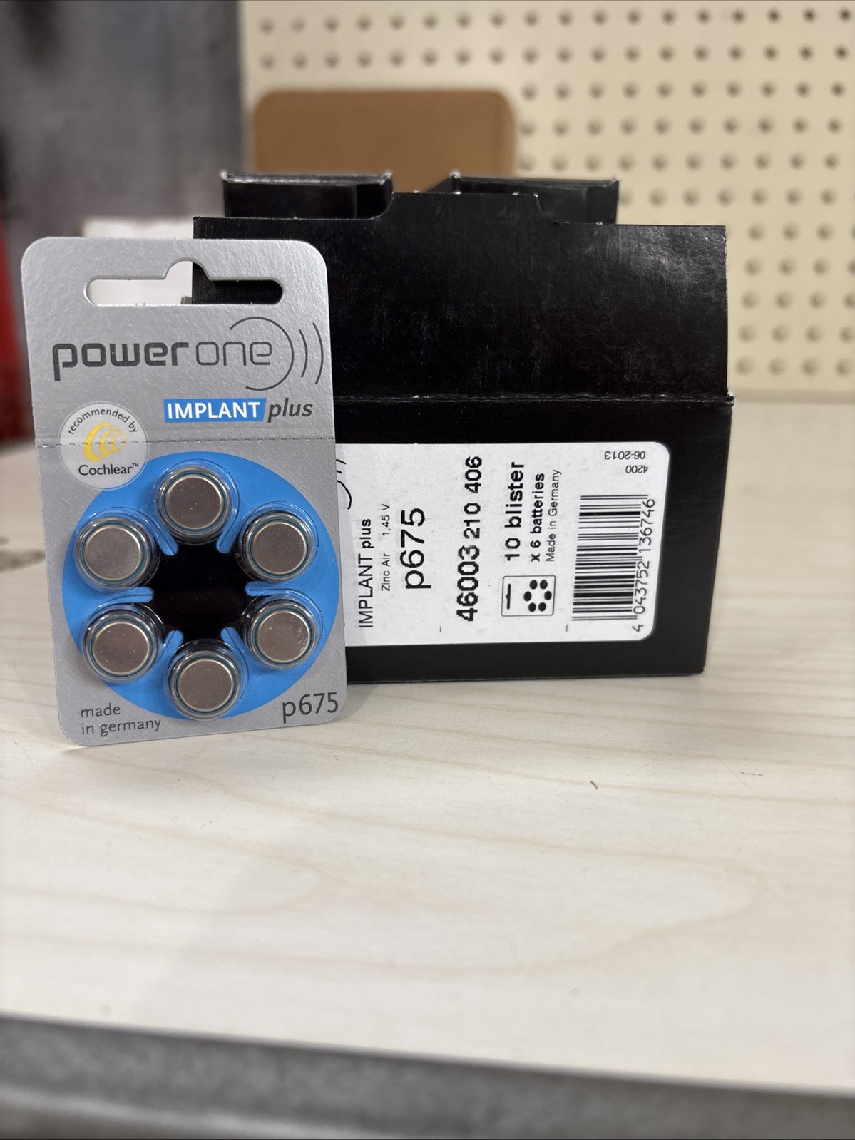 Power One Size 675 Expired 2013 – 29 packs Hearing Aid Batteries
