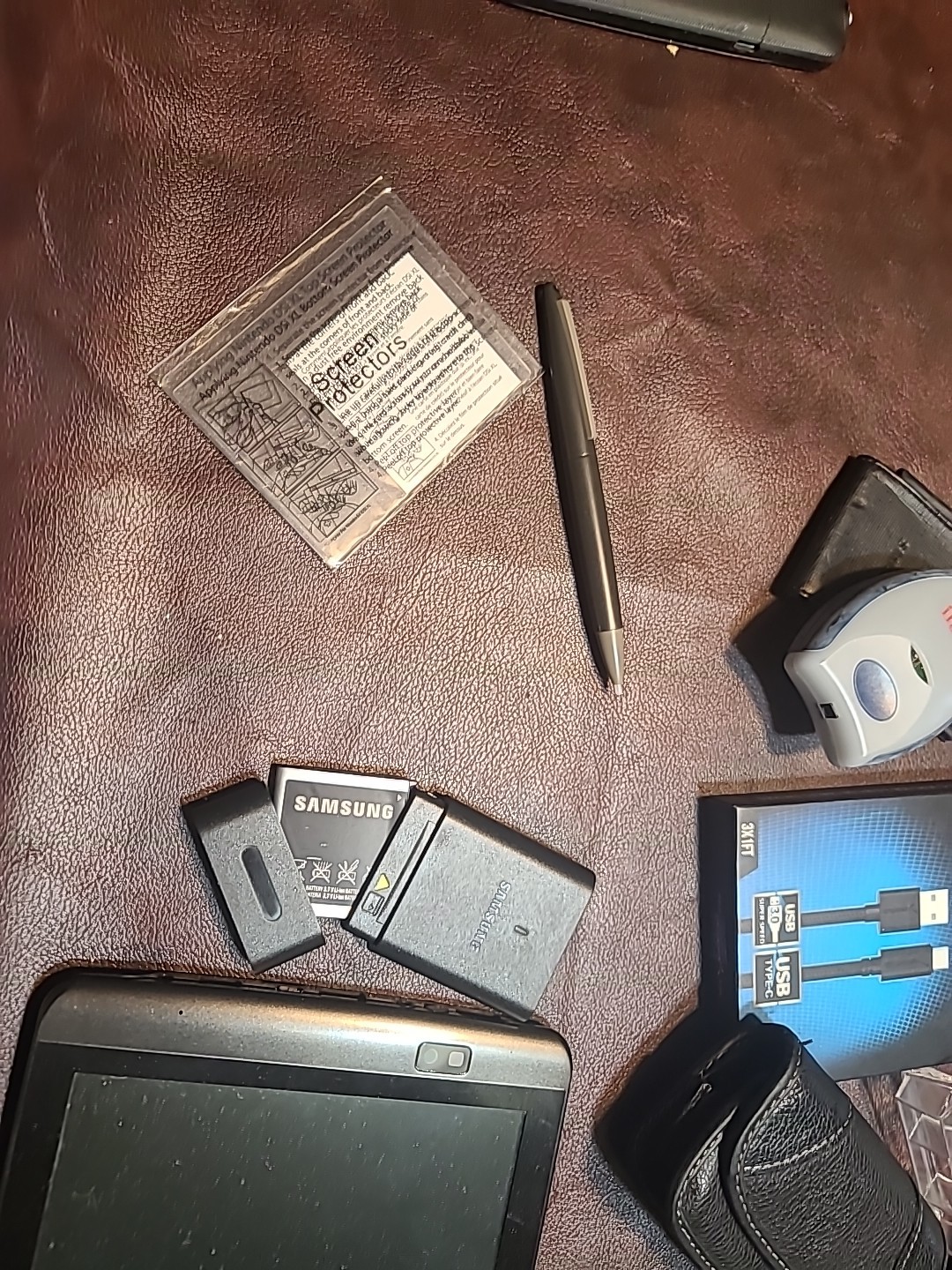 Mixed Electronics Lot – Phones, Chargers, Batteries, Transmitters, Accessories –