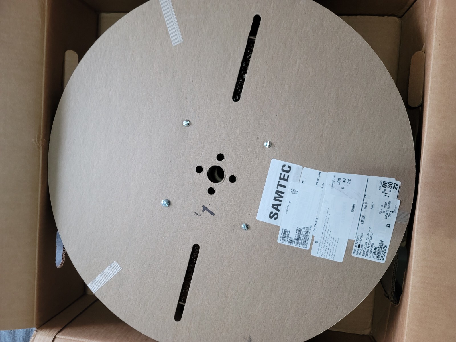 SAMTEC connector brand new in stock CC69R-2024-01-T-SP