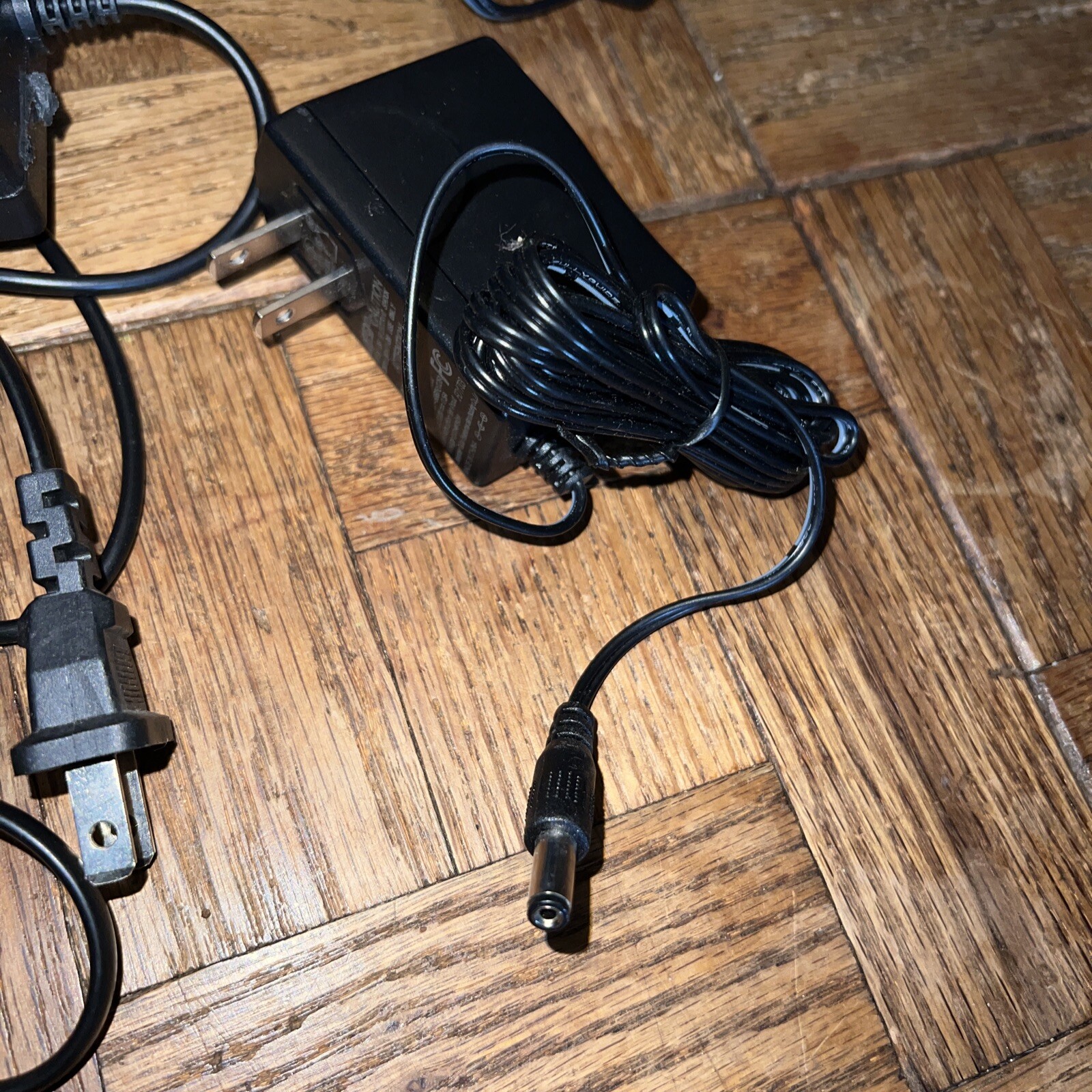 Electronics Lot AC Adaptors Car Charger and various other adaptors