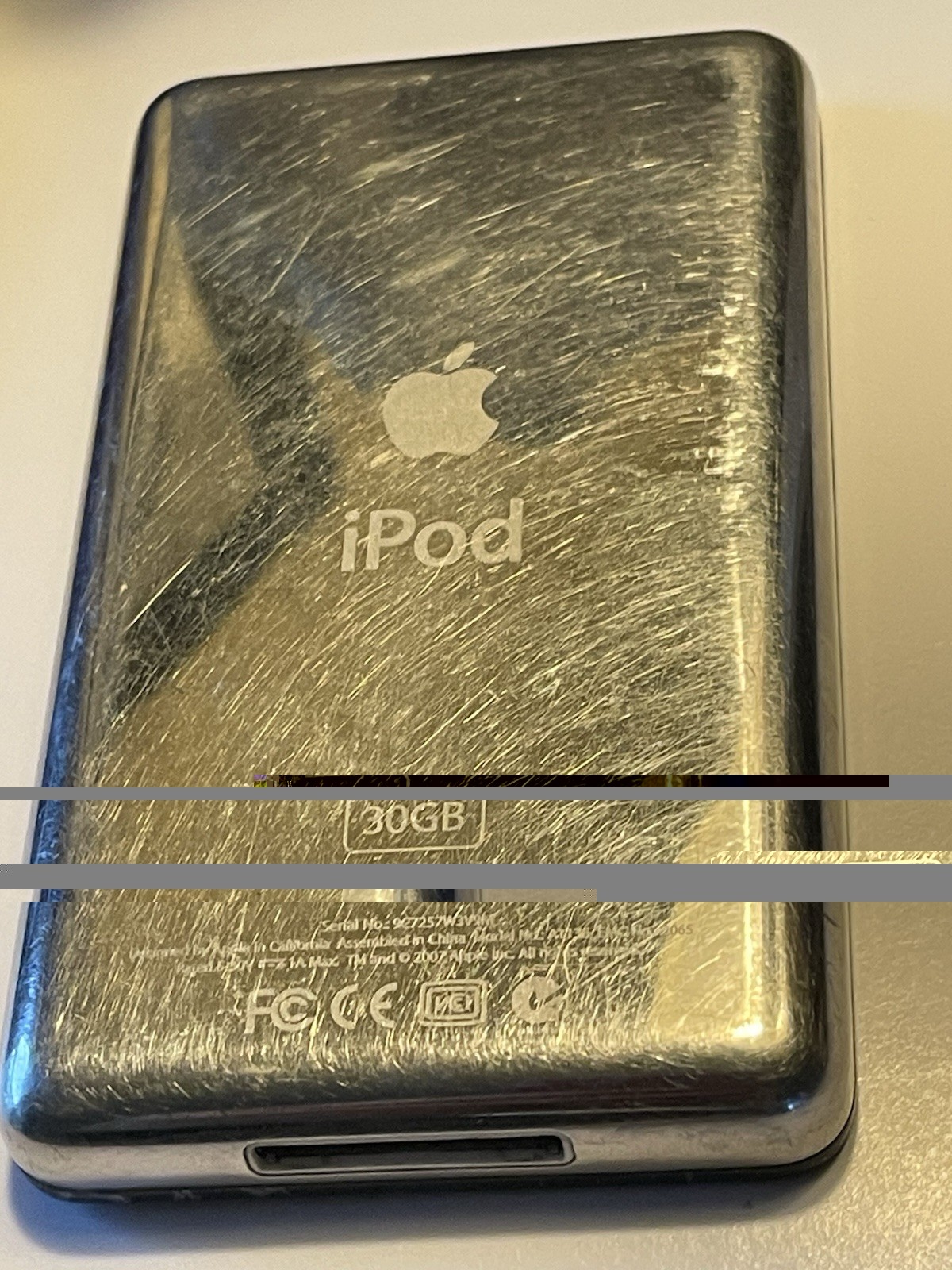 Apple Ipod Classic 30 GB Operational Last It Was Charged No Charger ￼