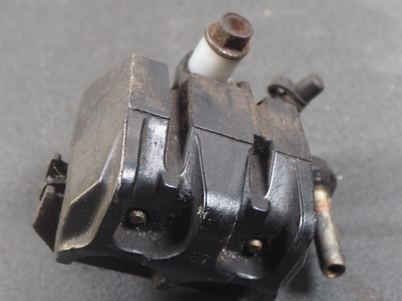 HONDA GL1500 1989 45101-MT8-006 CALIPER FR BRAKE LH 12128