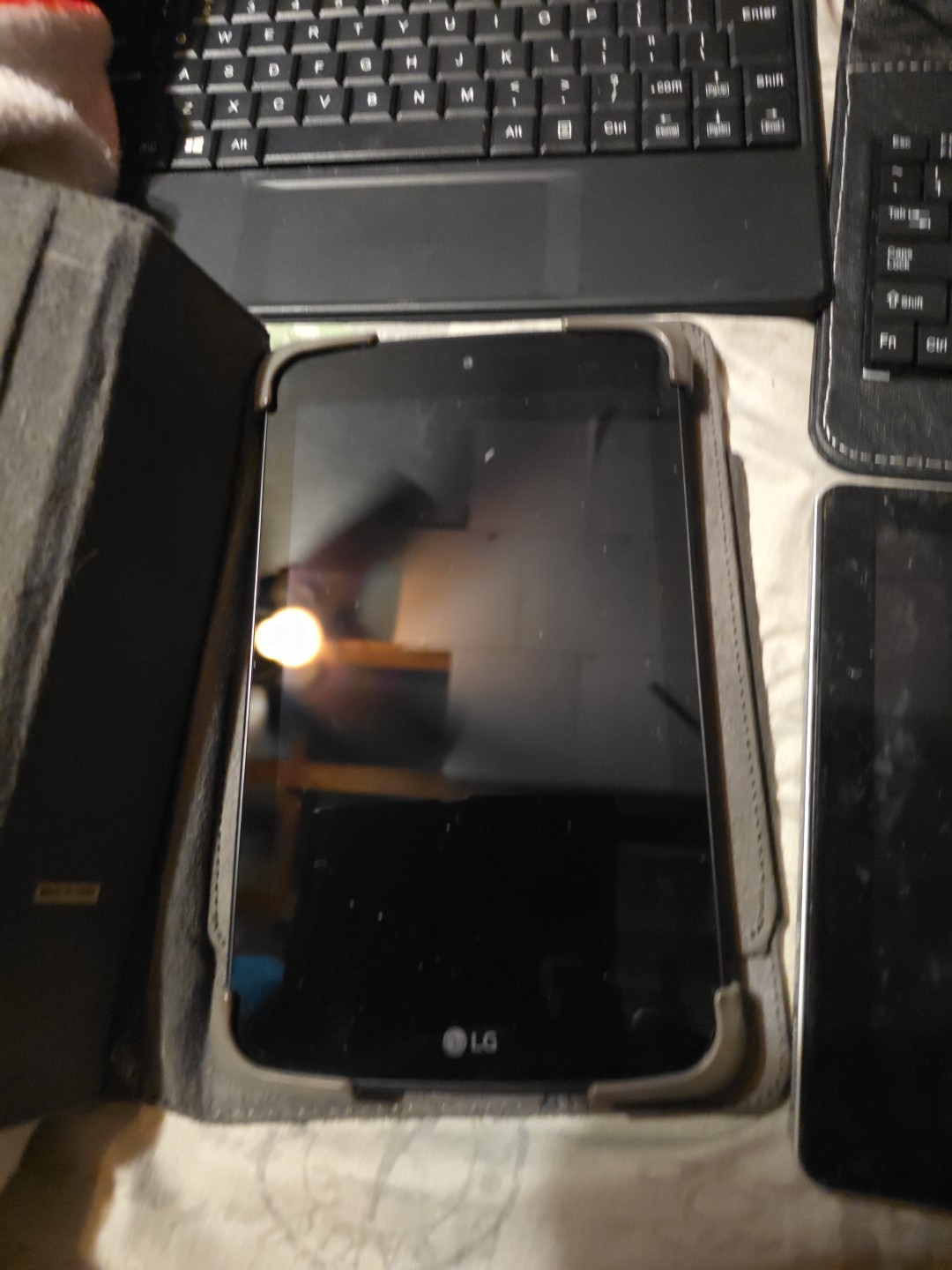 Lot of 4 Android Tablets – For Parts
