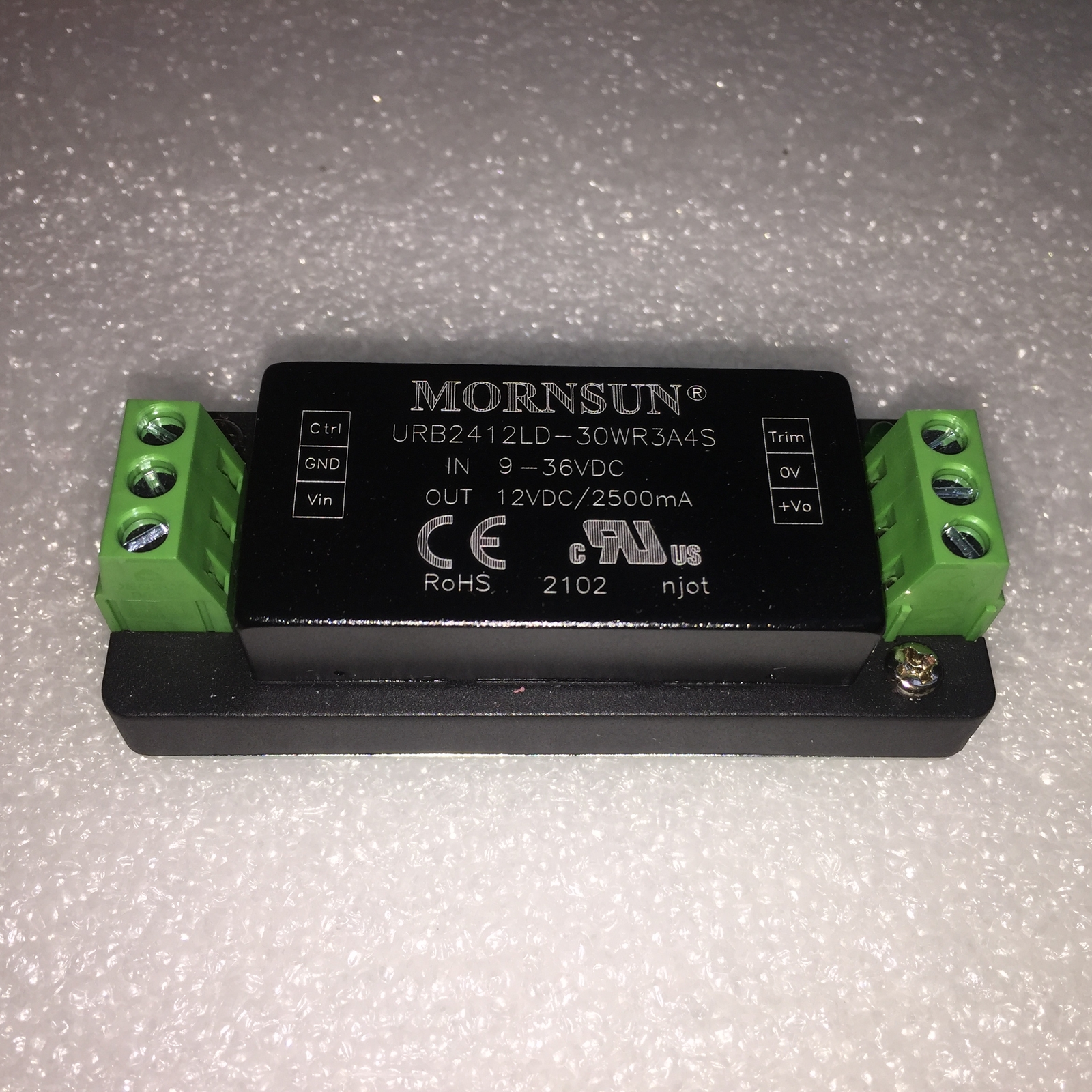 URB2412LD-30WR3A4S DC/DC module power supply 24V to 12V single output rail type