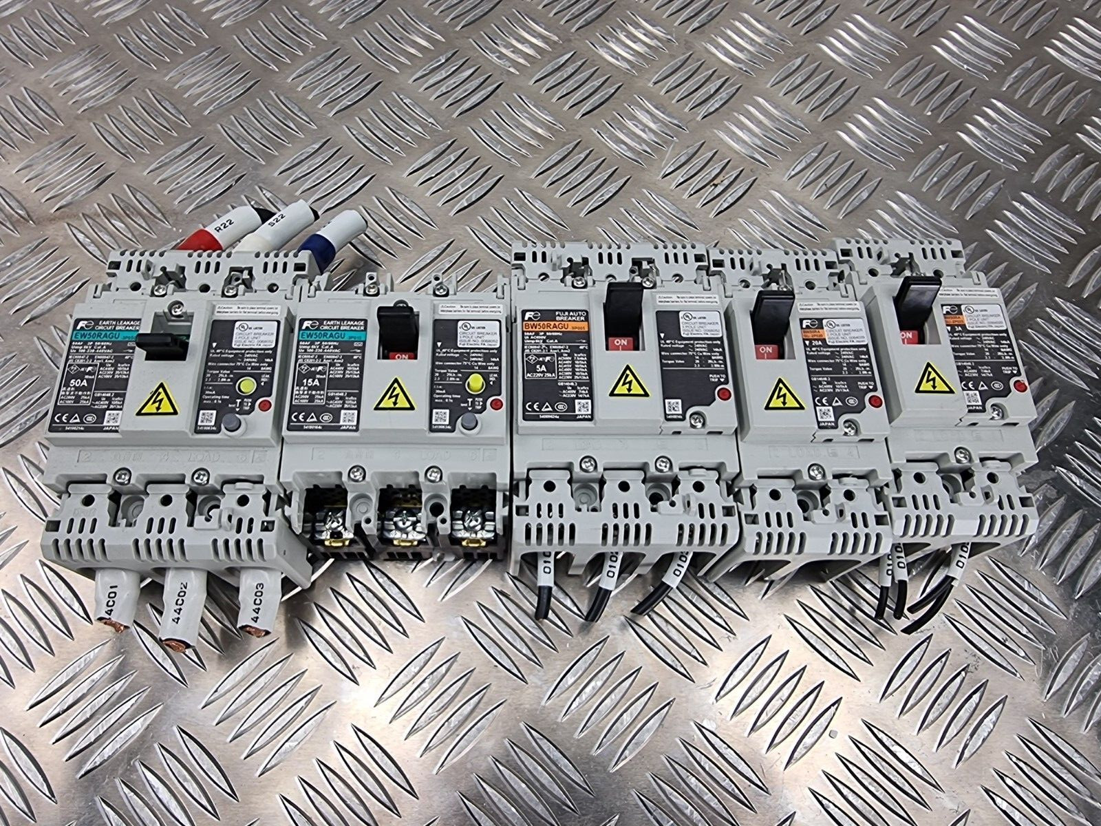 Fuji Electric RAGU and RA Circuit Breakers