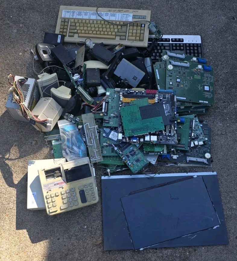 Lot 50lbs+ Scrap Gold Copper Metal Electronics Motherboards PCB Computer Parts02
