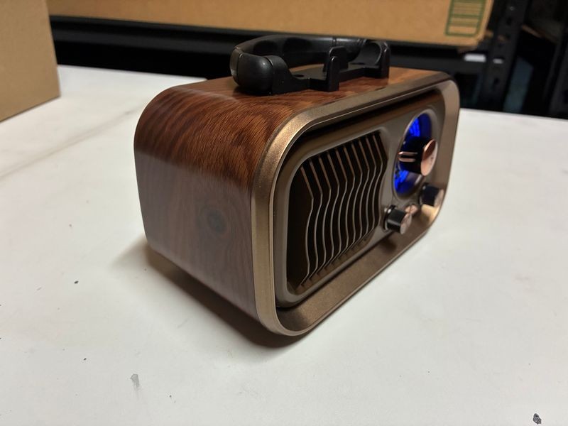 Lot of 6 Vintage Bluetooth AM FM Radios Wireless Speaker Retro Dark Wood