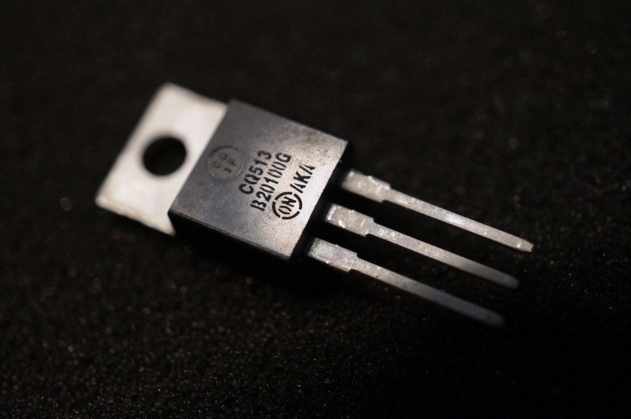ON-SEMI 20A 100V Low Forward Voltage Schottky Rectifier MBRF20100CTG TO-220