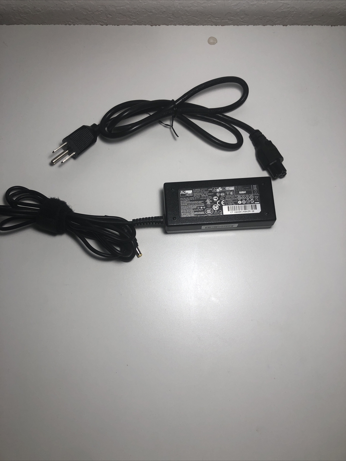 Ac Bel AD9014 AC Adapter Power Supply HP 586992-001 65W