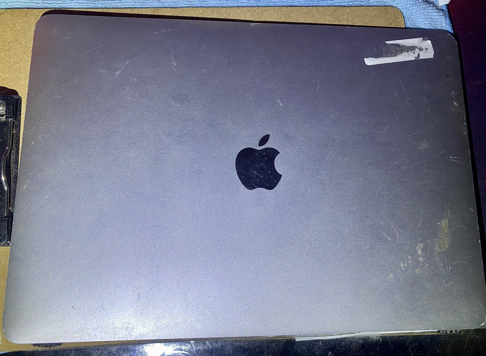 Lot Of Mixed Apple Products MacBook iPhoneParts/Repair *READ* See Pictures as-is