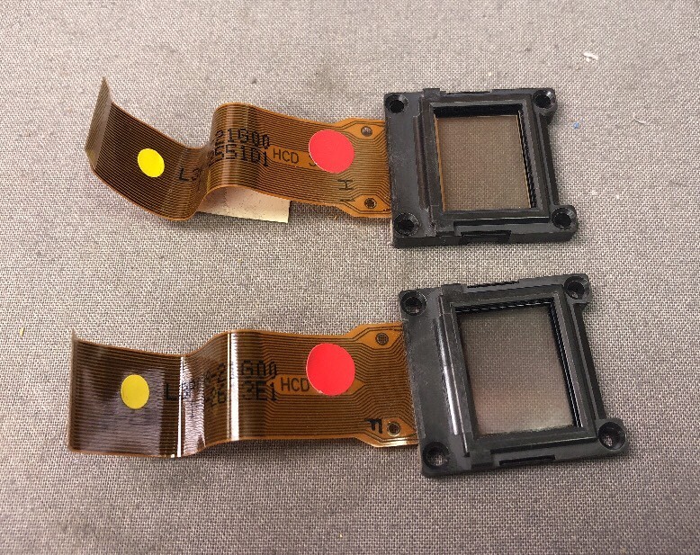 LOT OF 2 LCD PROJECTOR PANEL L3P09S-21G00 RED