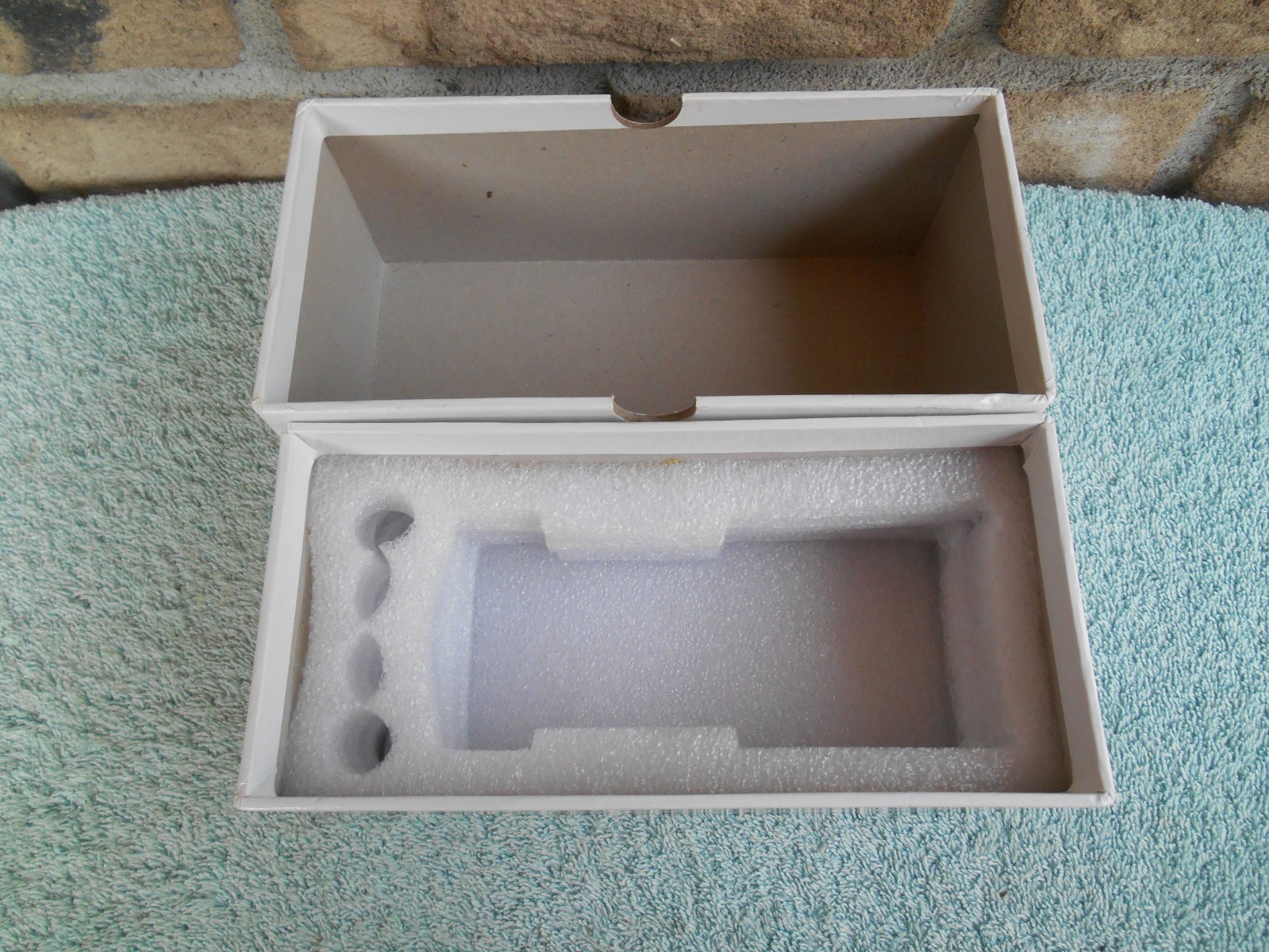 VINTAGE SKY RAY EMPTY BOX ONLY! FOR STORAGE OR SALES! 3-5/8 X 7-1/4 X 3-1/8 TALL