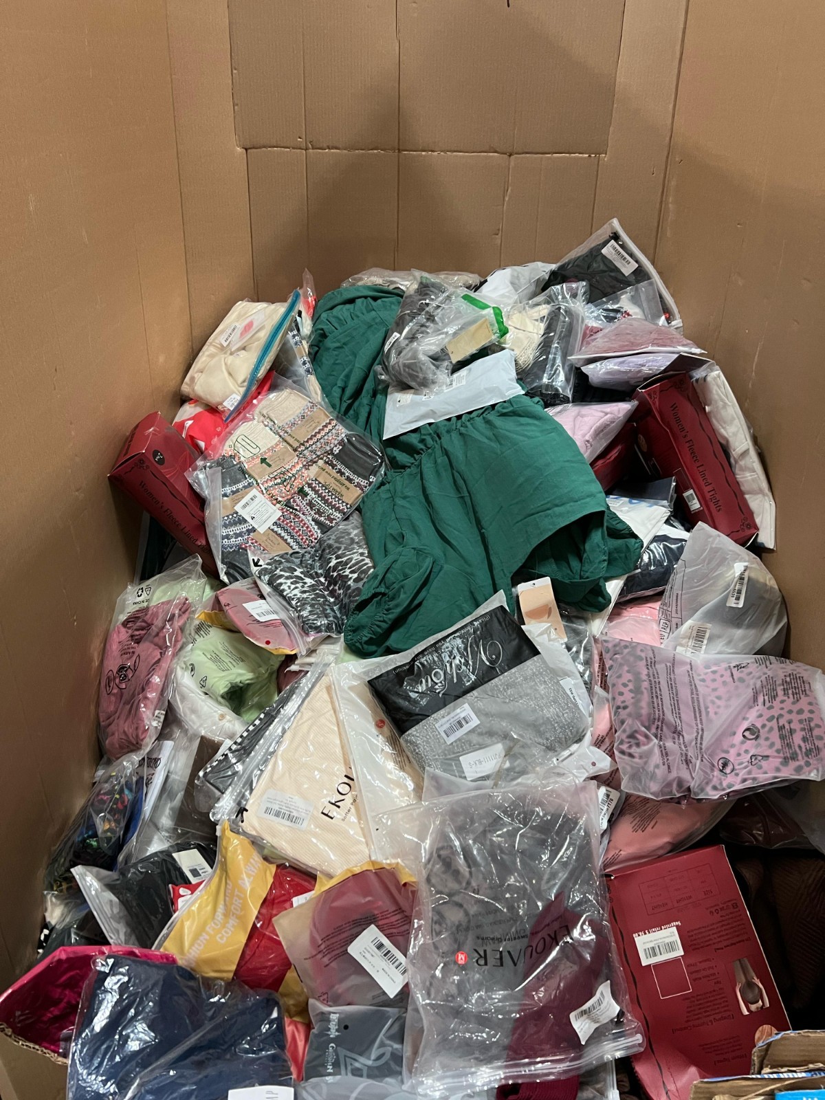 AMAZON Mystery Box General Merchandise Lot Fun Liquidations Bundle Free Shipping