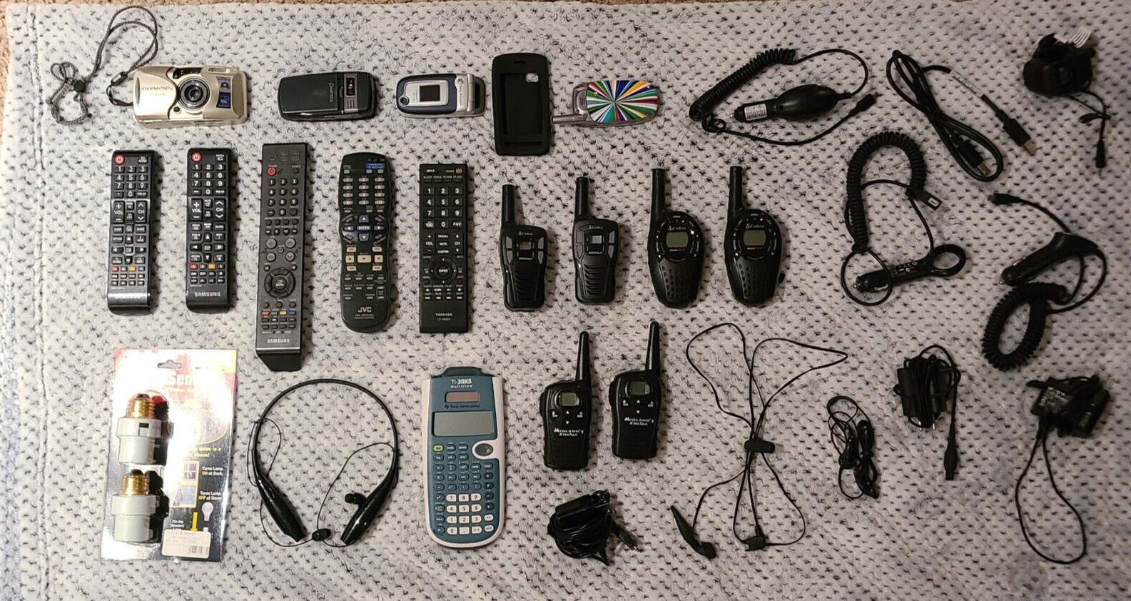 ELECTRONIC junk drawer Lot phones calculator camera 2 way radios 29 pieces