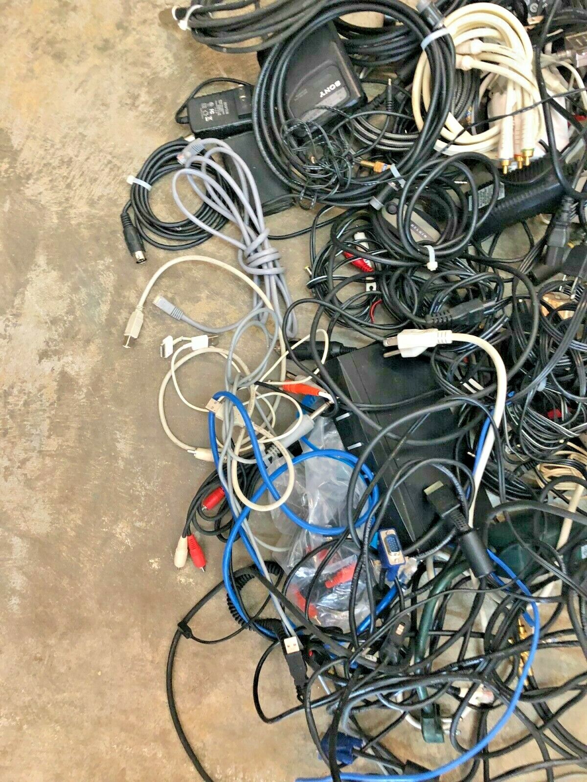Mixed Electronics Lot Chargers Power Cables USB AC Adapters Untested Bulk