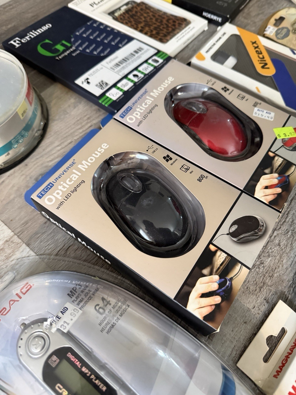 Electronics Lot Of 32 Items New In Box Mixed Variety Reseller Lot Of Accessories