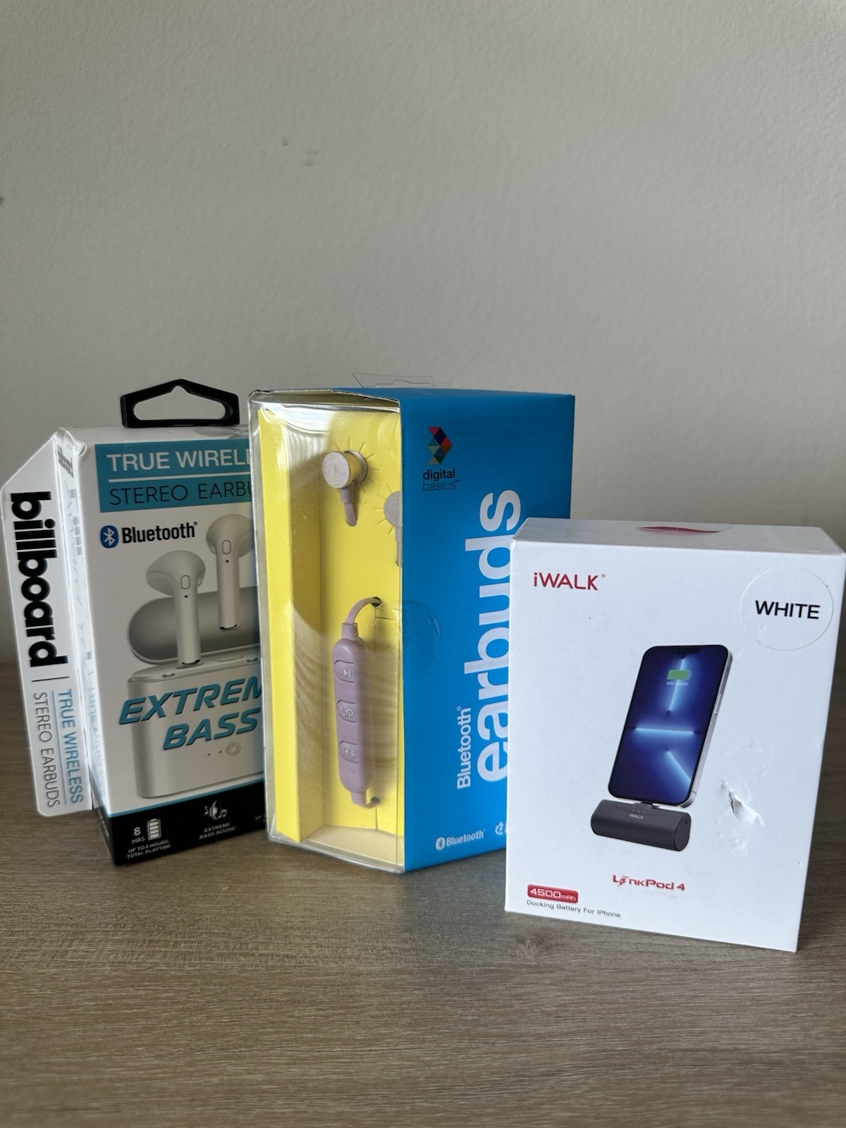 Bluetooth Earbuds & Mini Charger Lot Billboard Digital Basics iWALK