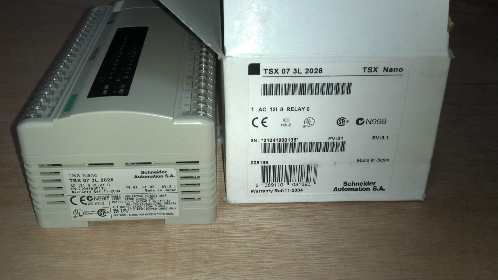 TSX073L2028 Schneider Nano TSX-07-3L-2028 / New in Original Packing Box