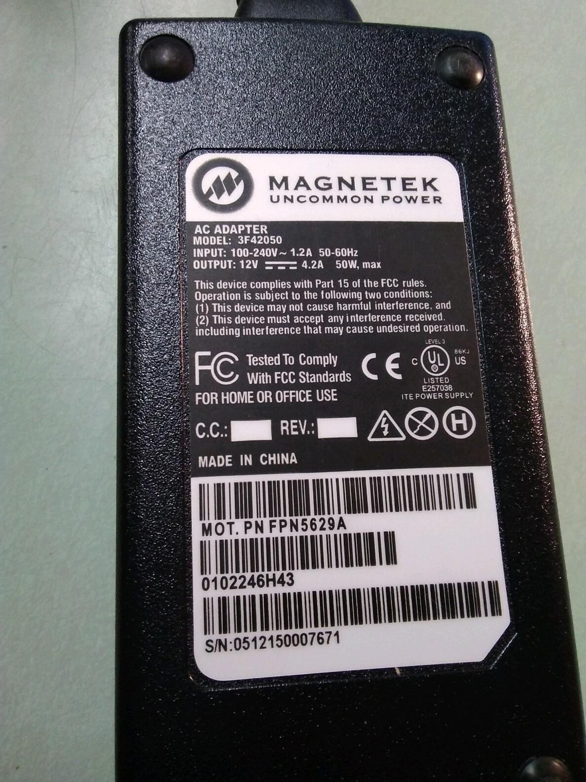 Magnetek Uncommon Power Model 3F42050 AC Adapter 12V 4.2A 50W 12V 4.2A