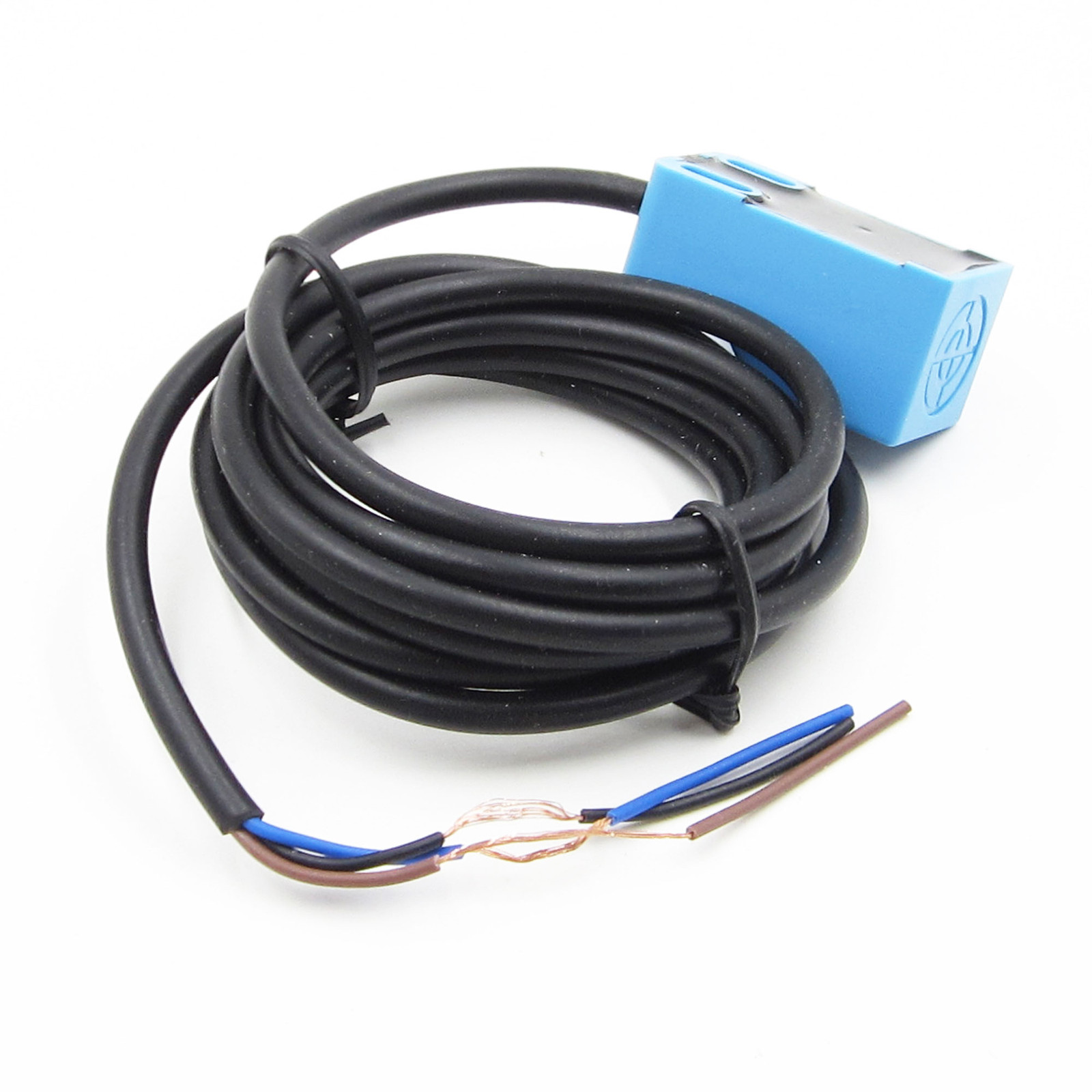 2PCS SN04-P PNP NO 3-wire Inductive Proximity Sensor Approach Switch DC 10-30V