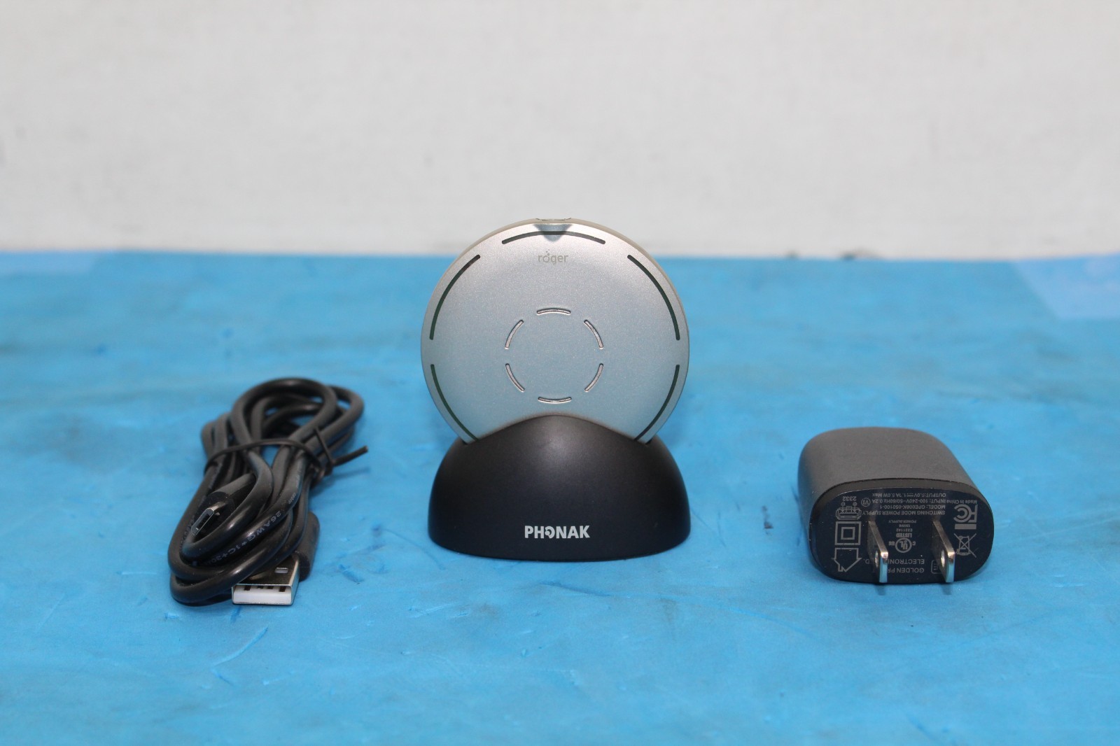 PHONAK ROGER SELECT IN & CHARGING DOCK PARTS/REPAIR POWER-ON ONLY *READ* T9-C14