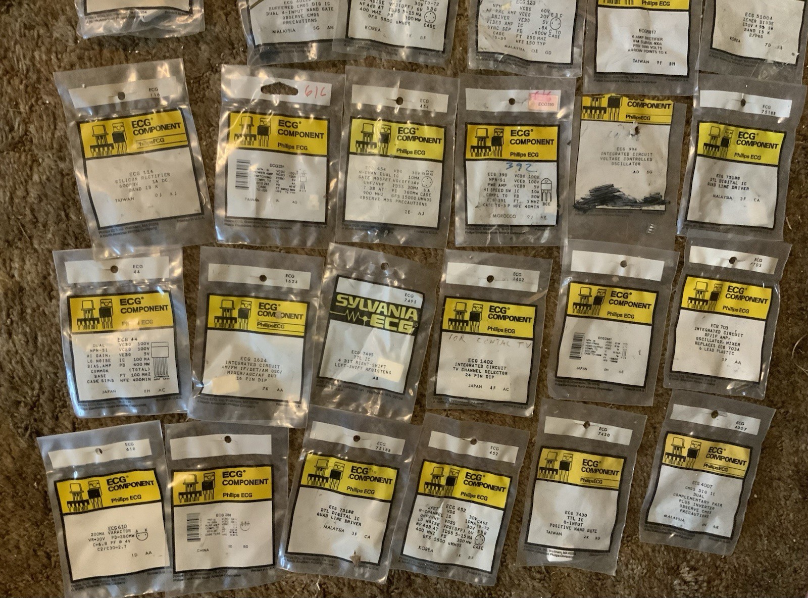 50+ vintage ECG Components