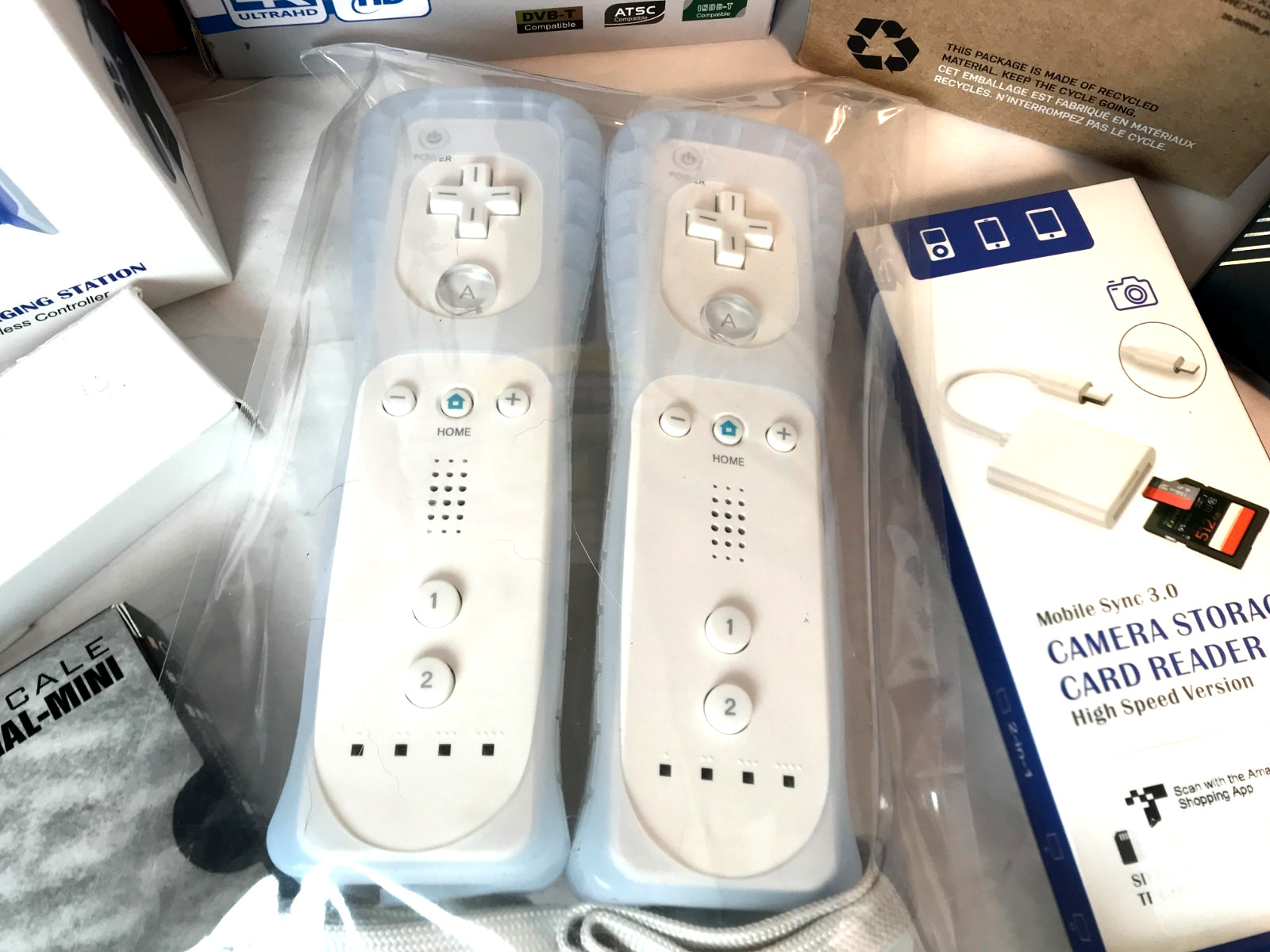 Electronics Lot Items Liquidation Gaming Torras Case Wii Remotes Antenna 14 Pcs